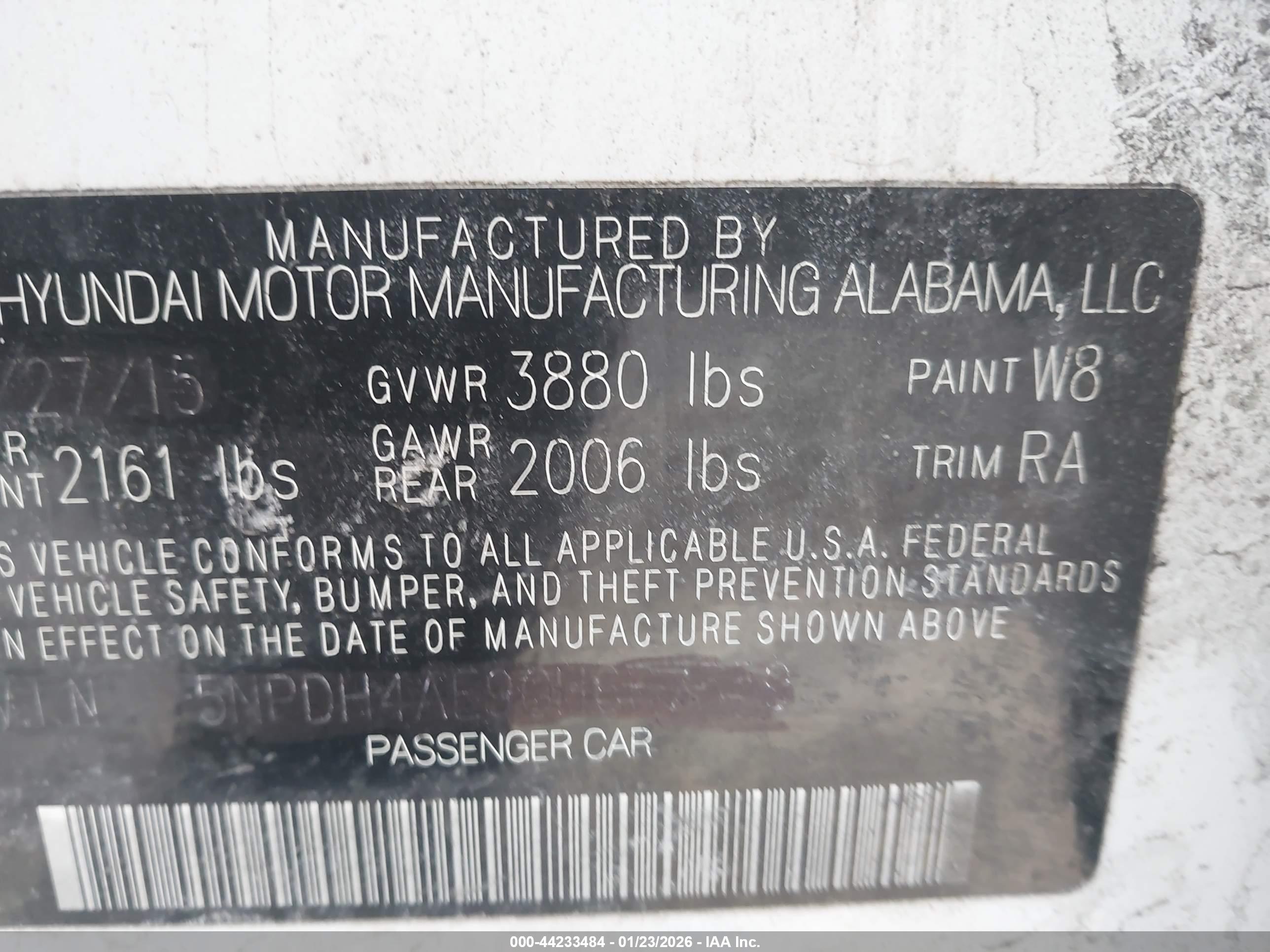 HYUNDAI ELANTRA image 9