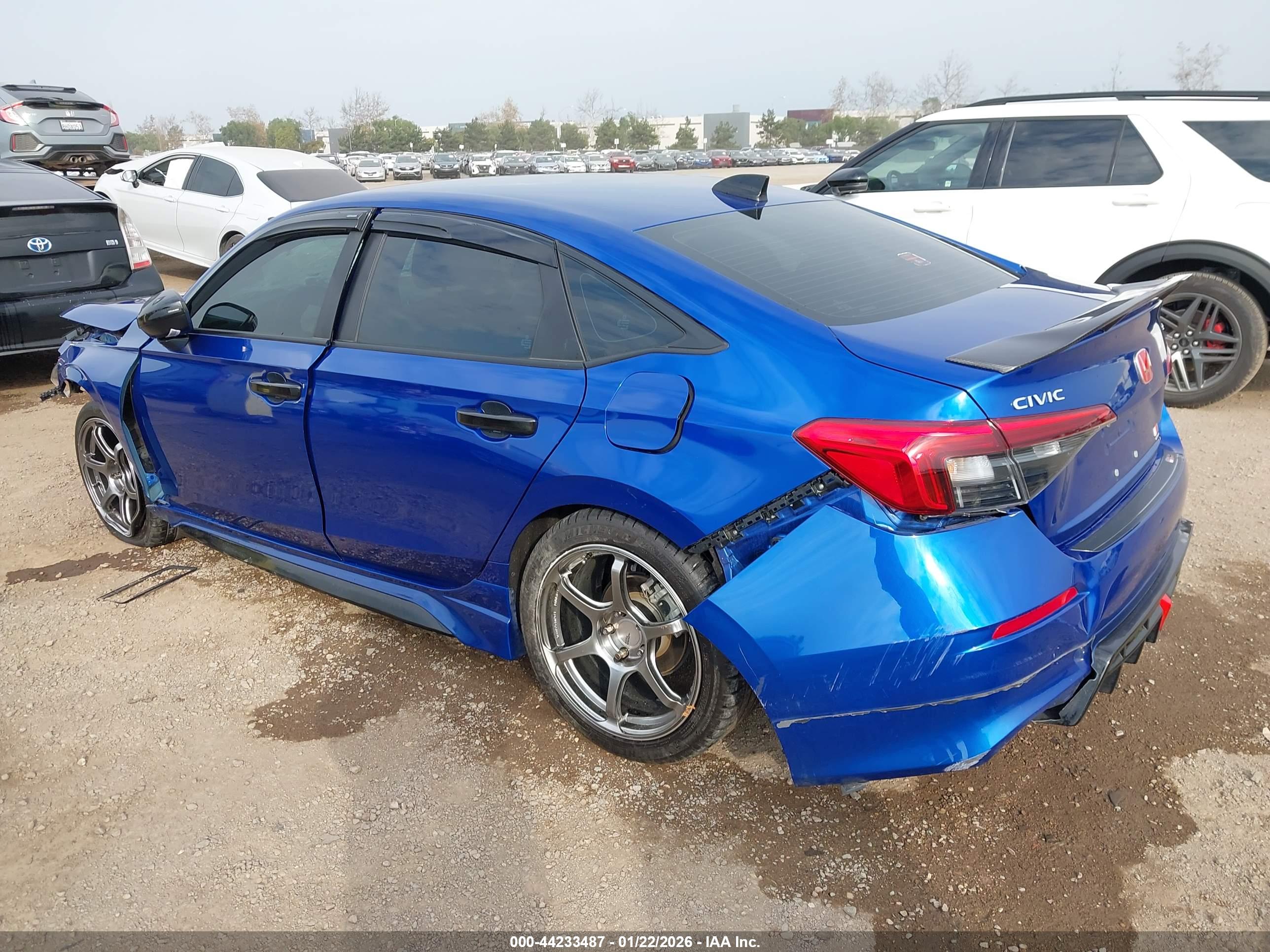 HONDA CIVIC image 3