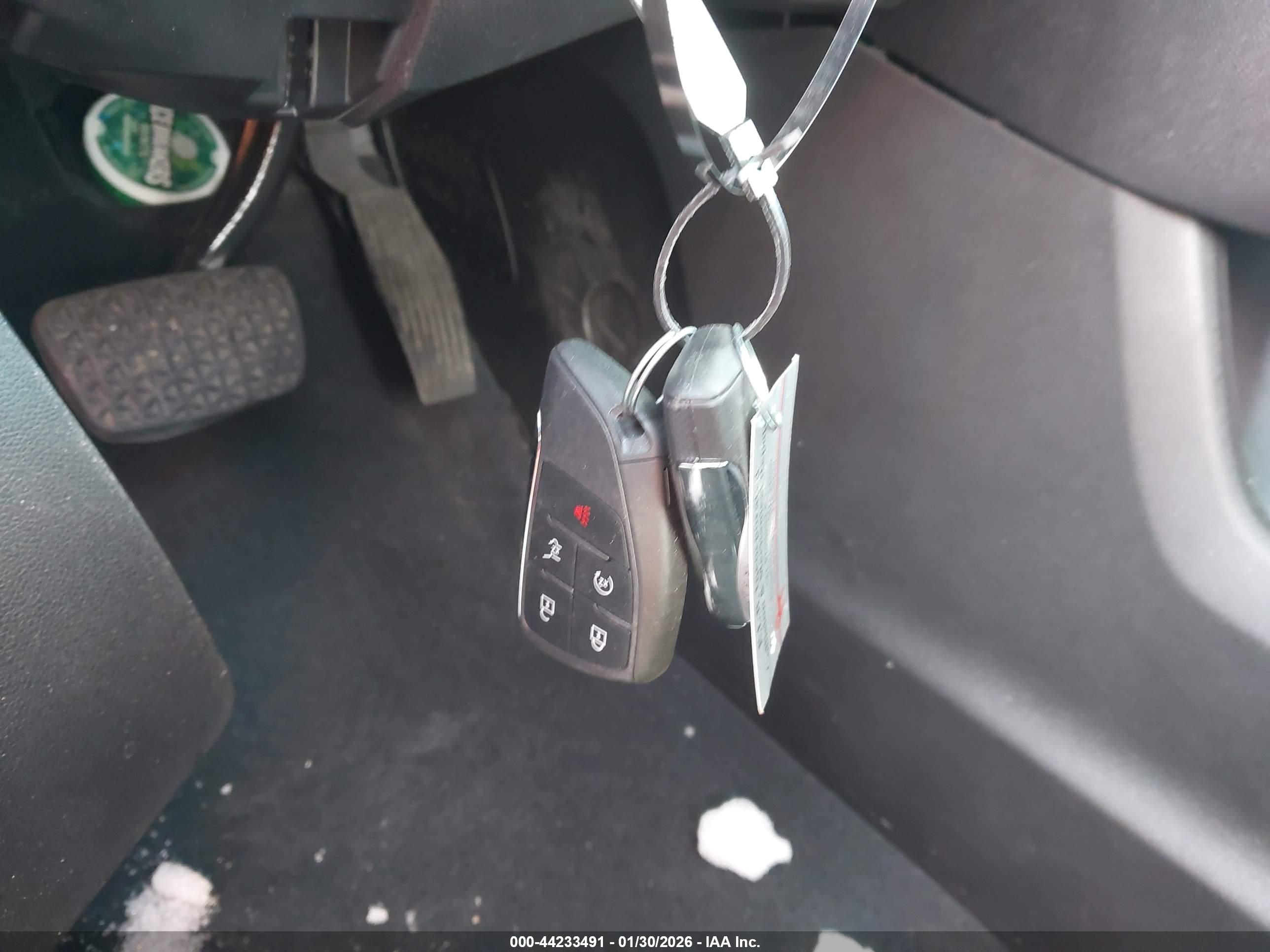 CHEVROLET EQUINOX image 11