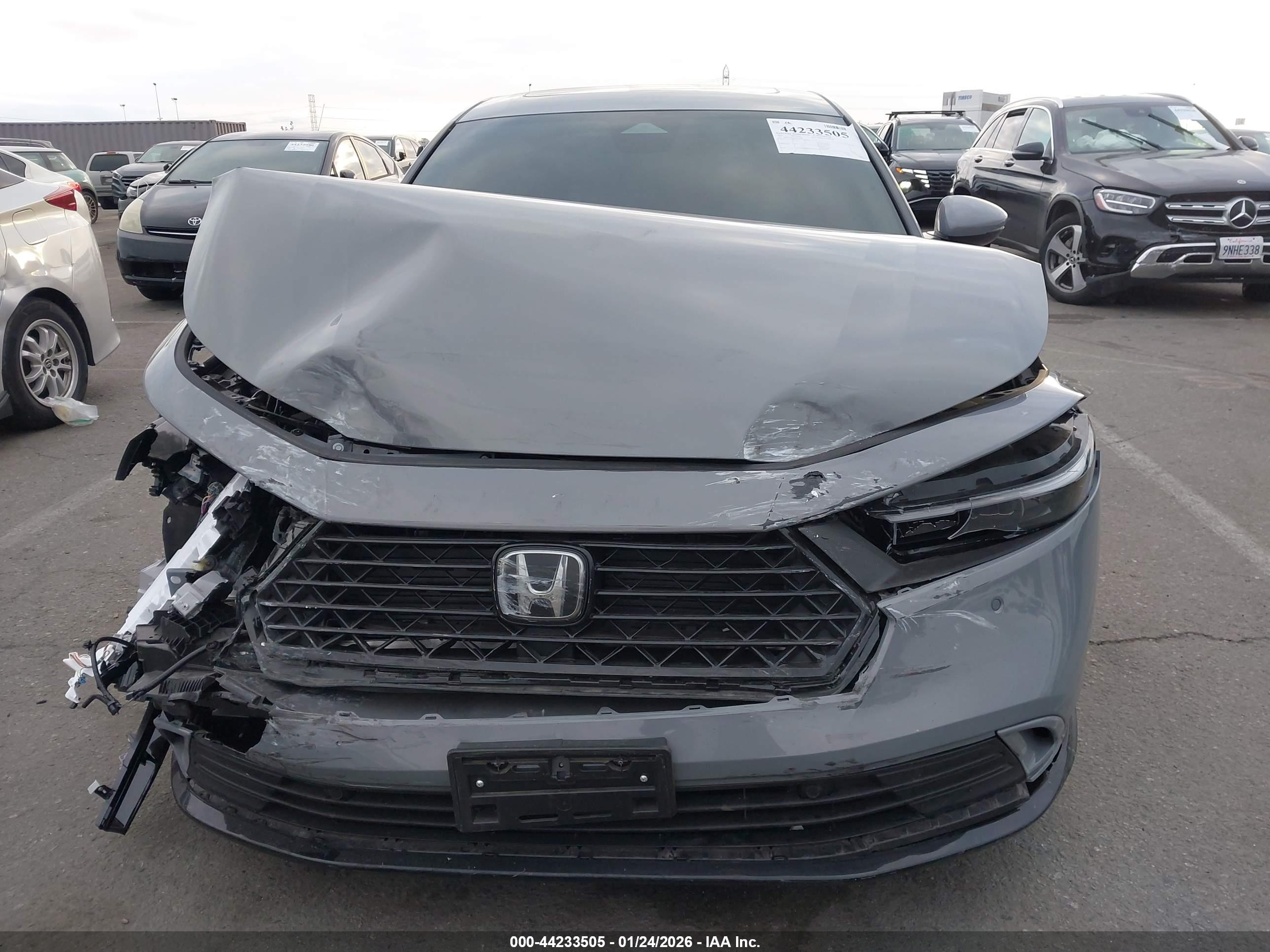 HONDA ACCORD image 6