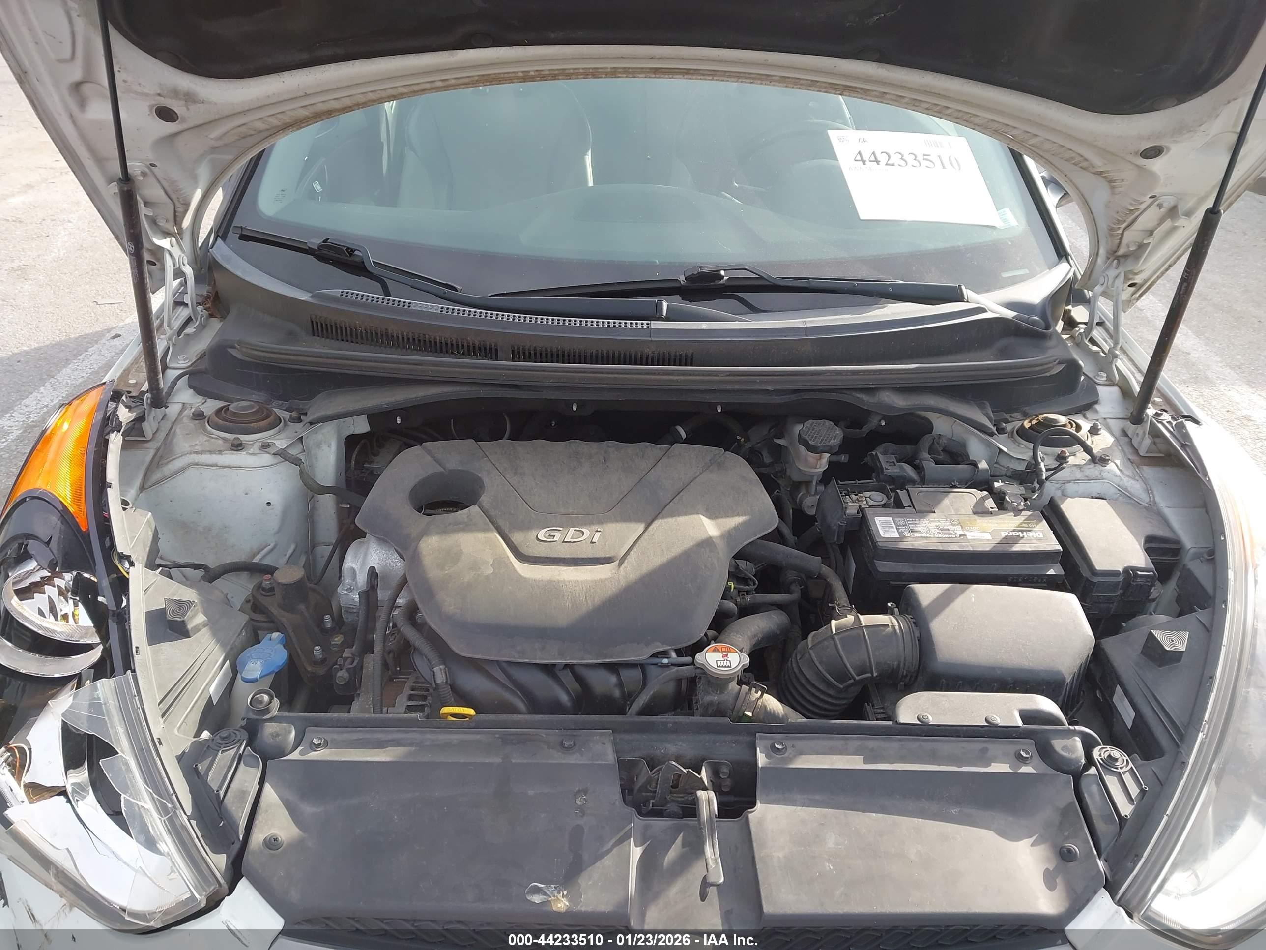 HYUNDAI VELOSTER image 10