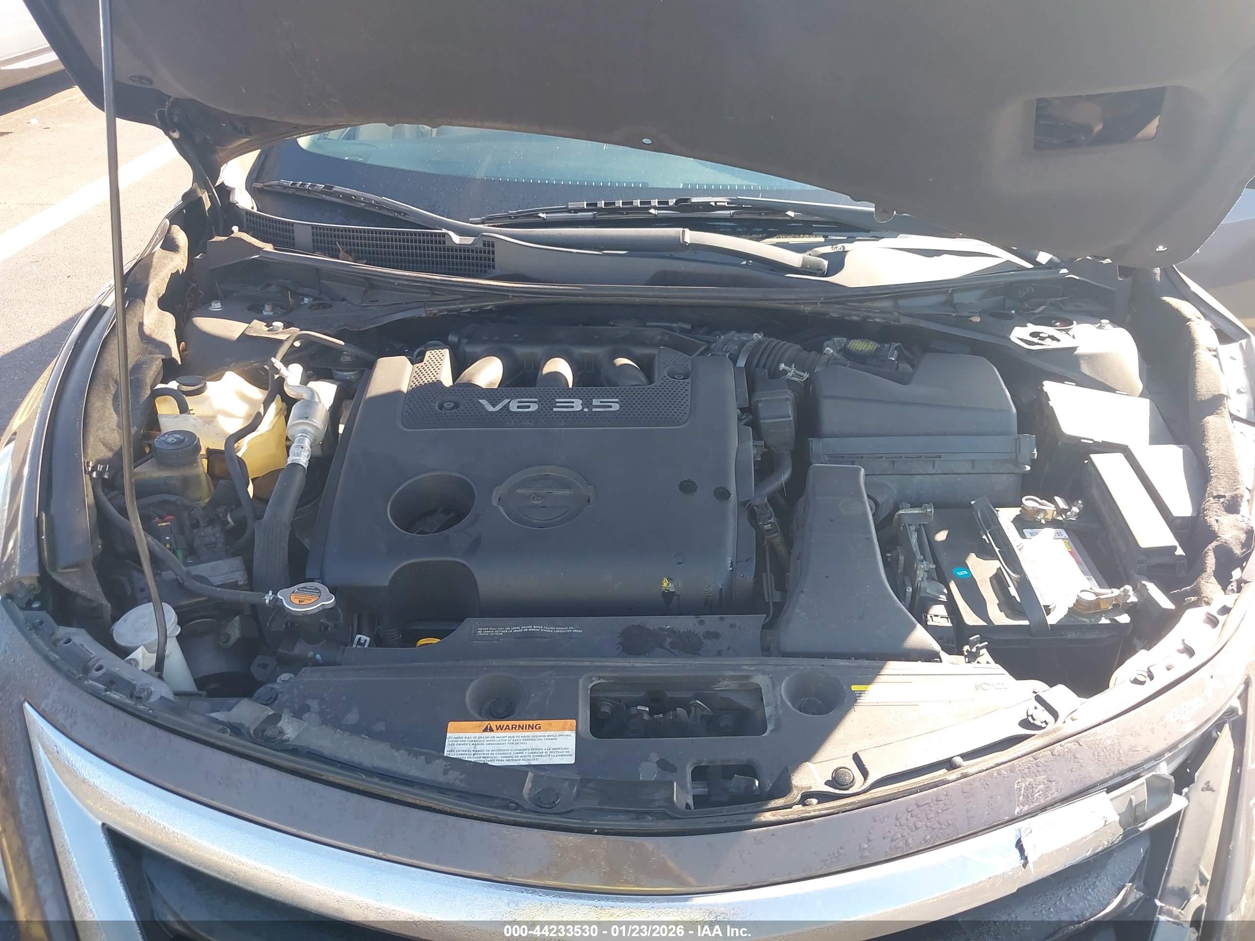 NISSAN ALTIMA image 10