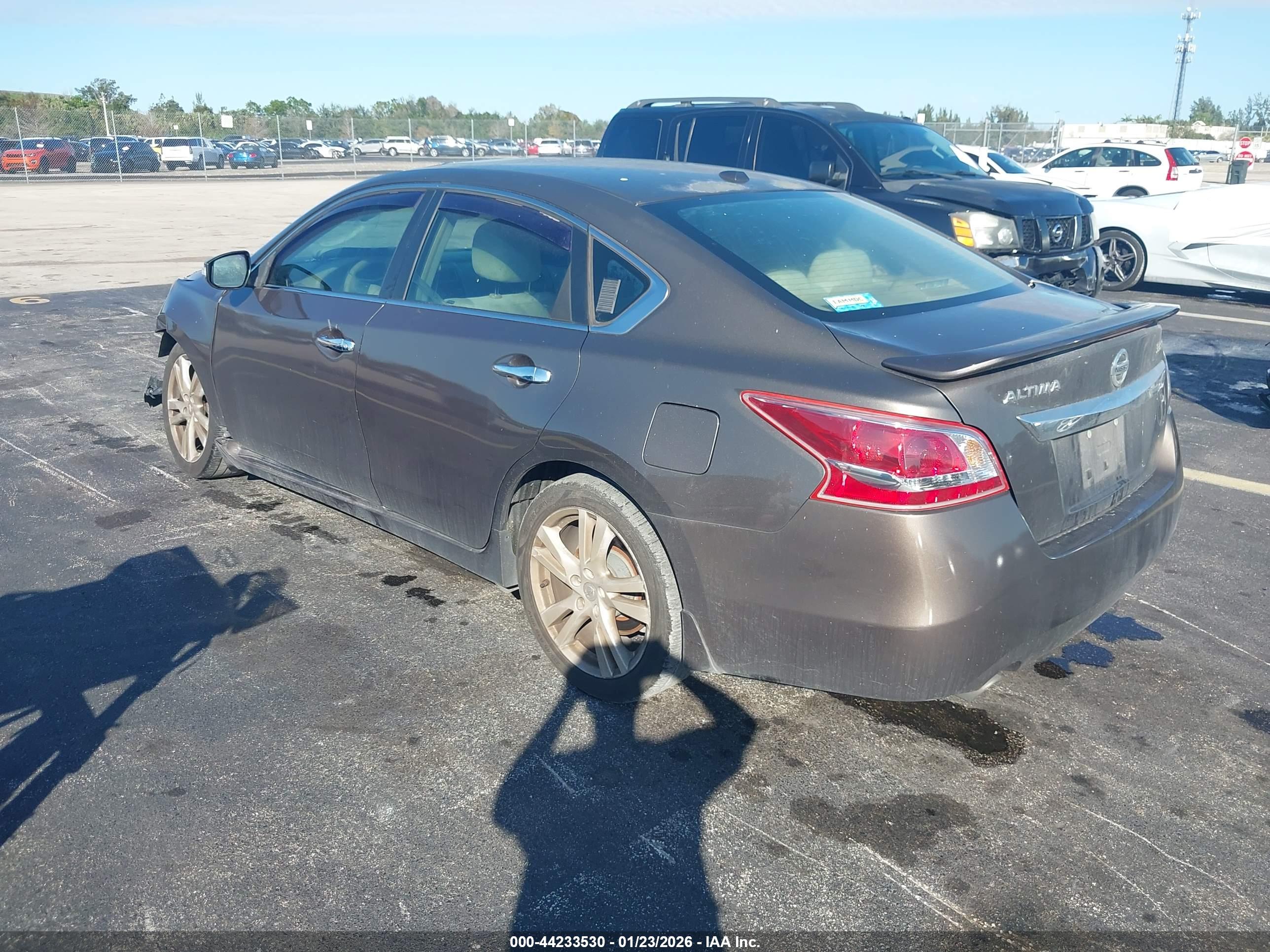 NISSAN ALTIMA image 3