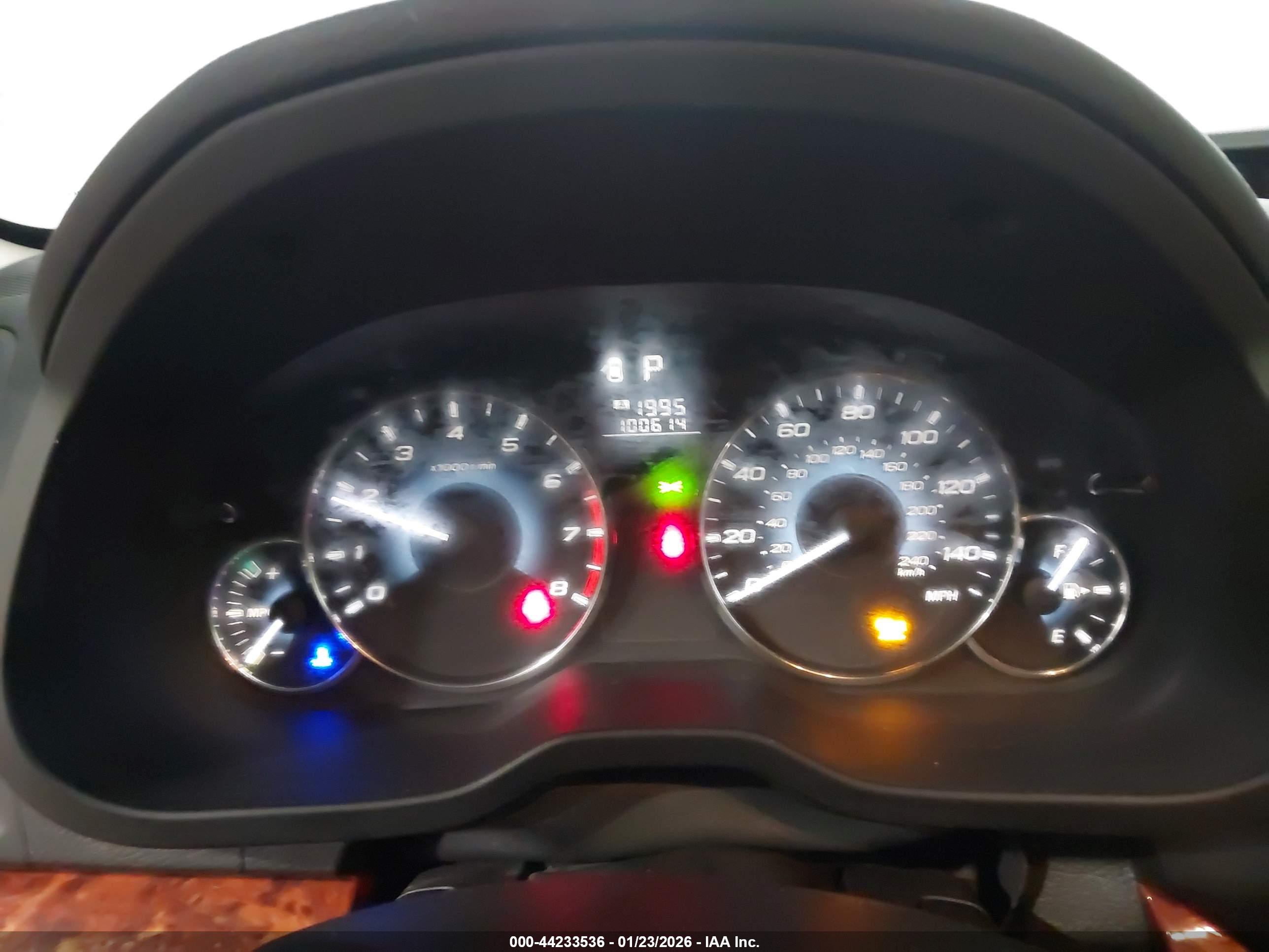 SUBARU OUTBACK image 7