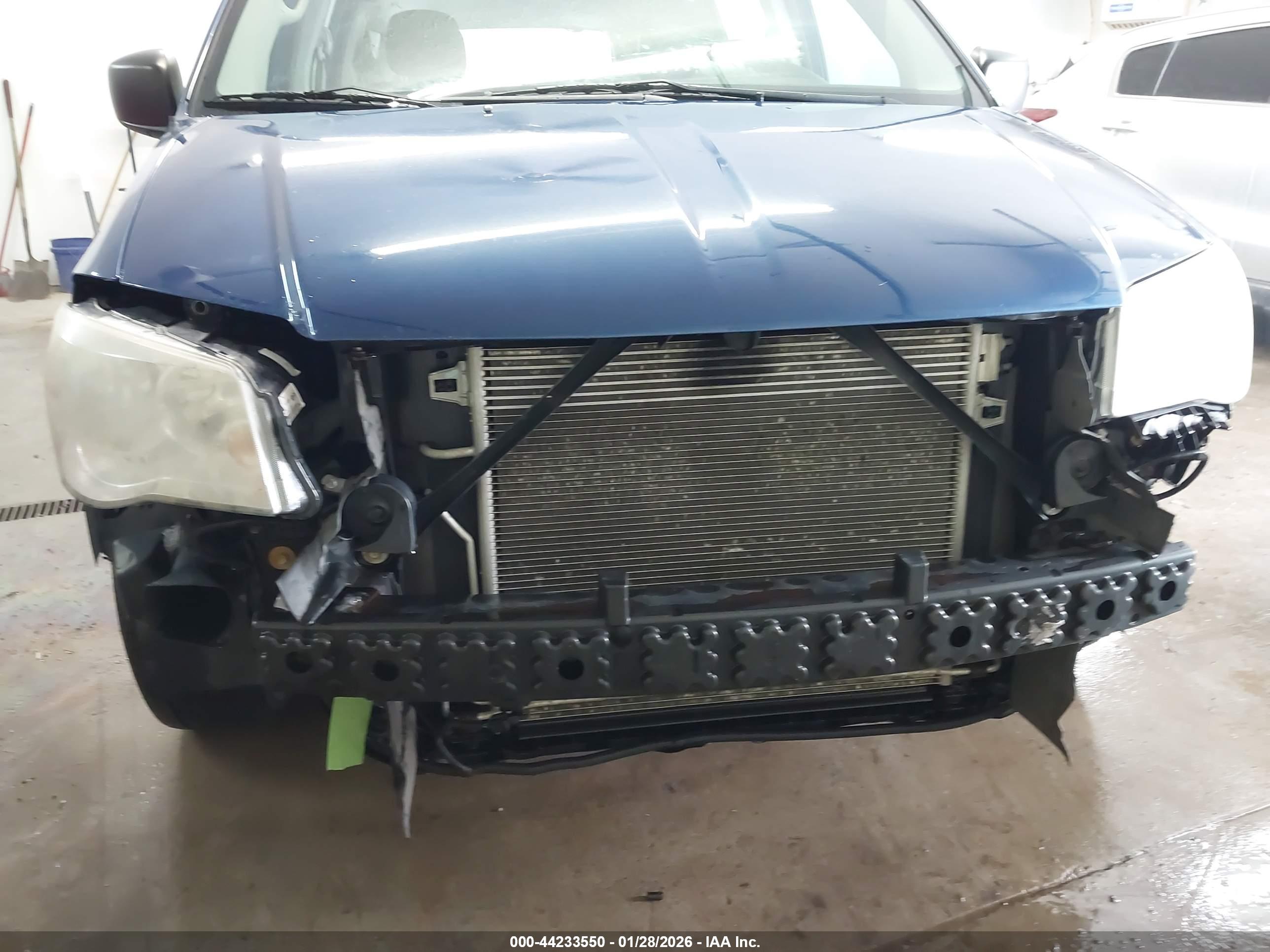 DODGE GRAND image 6