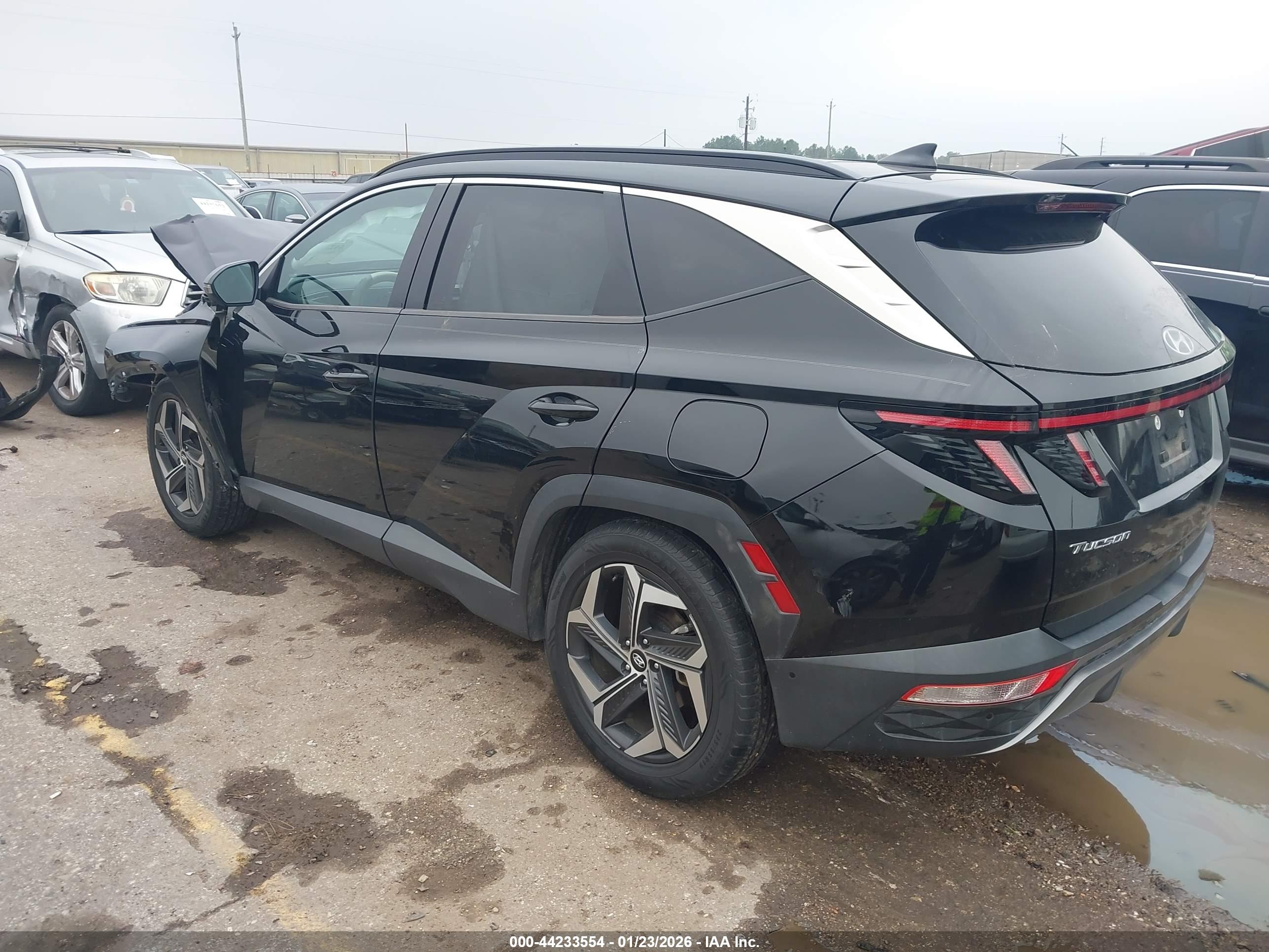 HYUNDAI TUCSON image 3