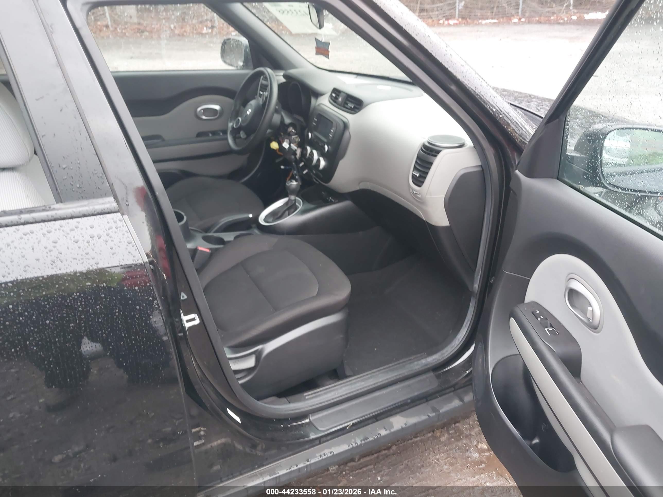KIA SOUL image 5