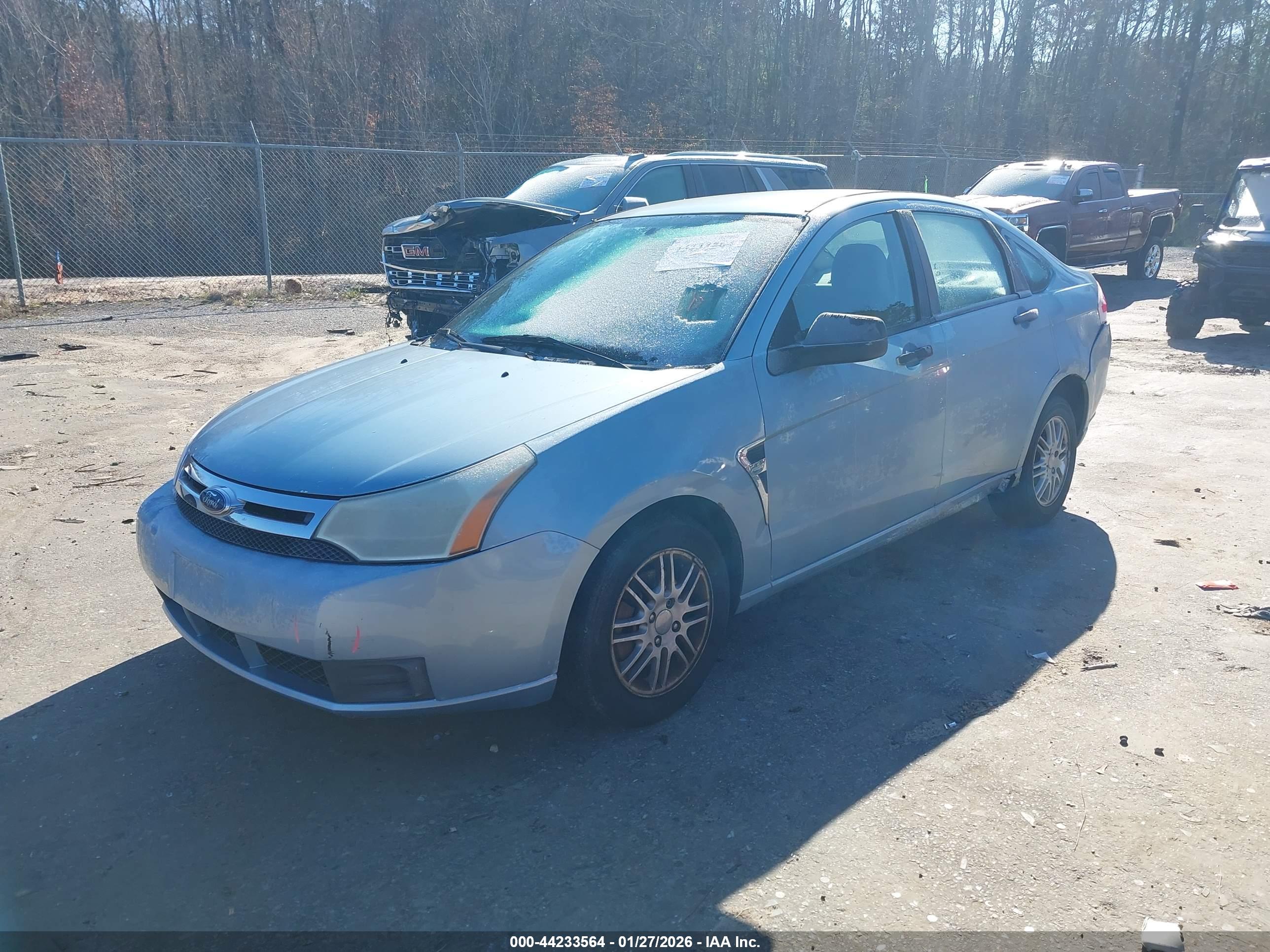 FORD FOCUS image 2