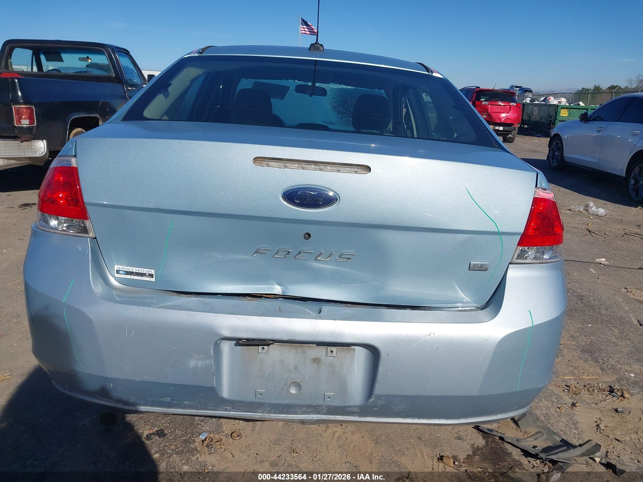 FORD FOCUS image 6