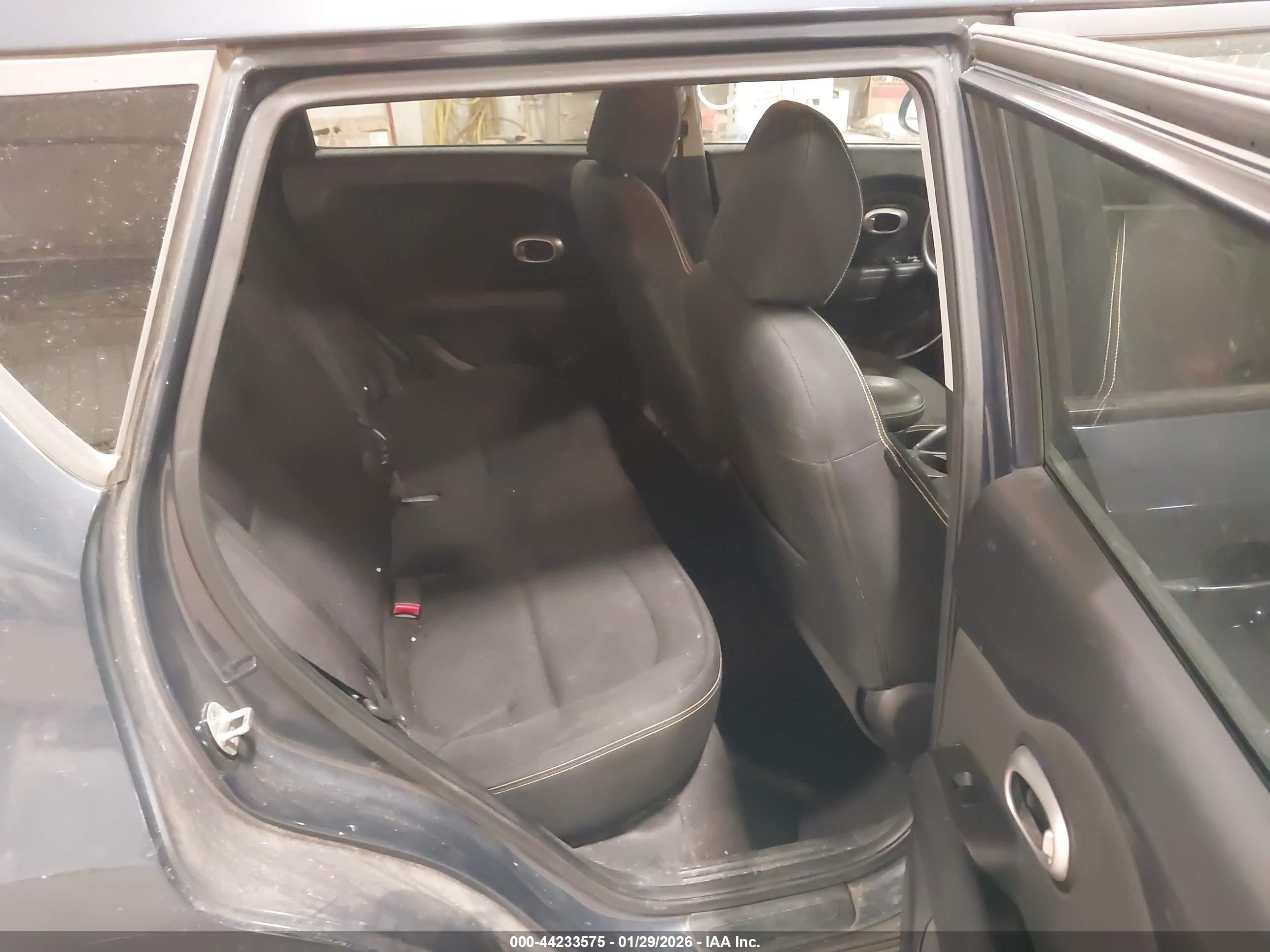 KIA SOUL image 8