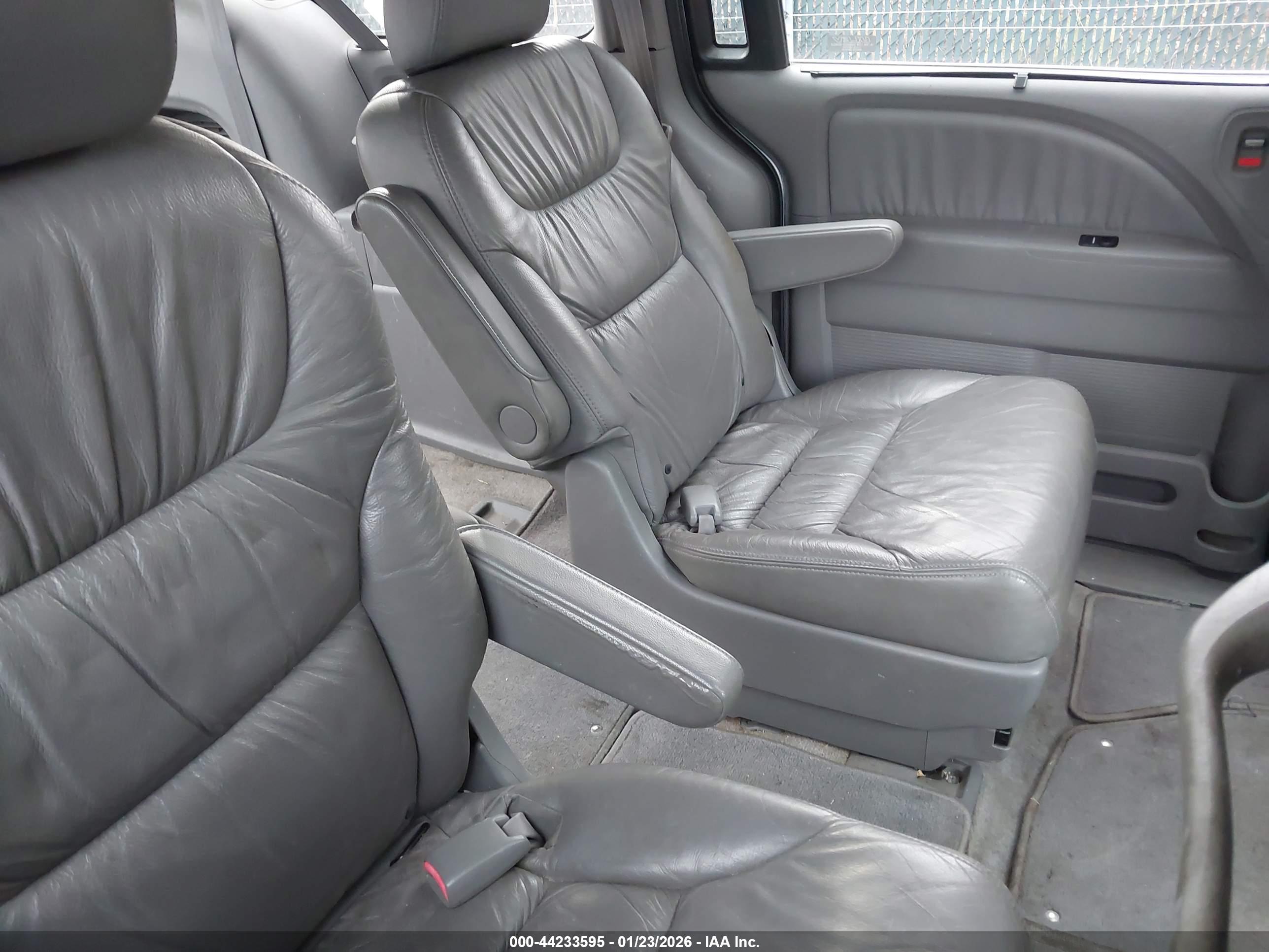 HONDA ODYSSEY image 8