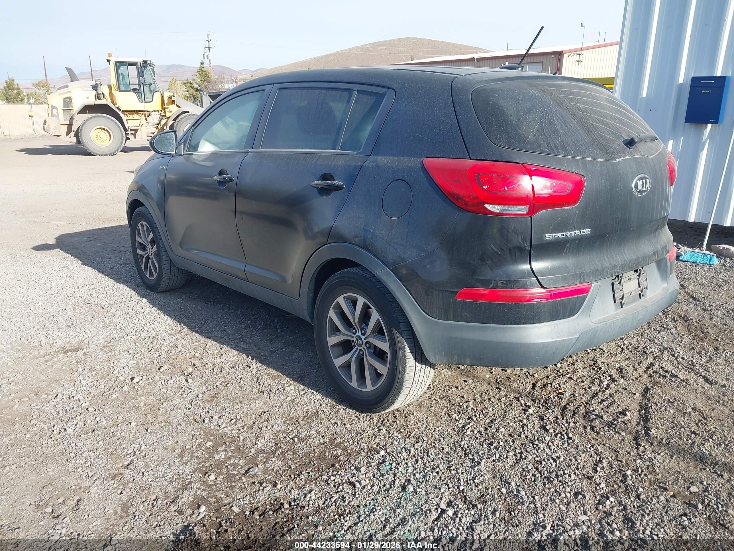 KIA SPORTAGE image 3