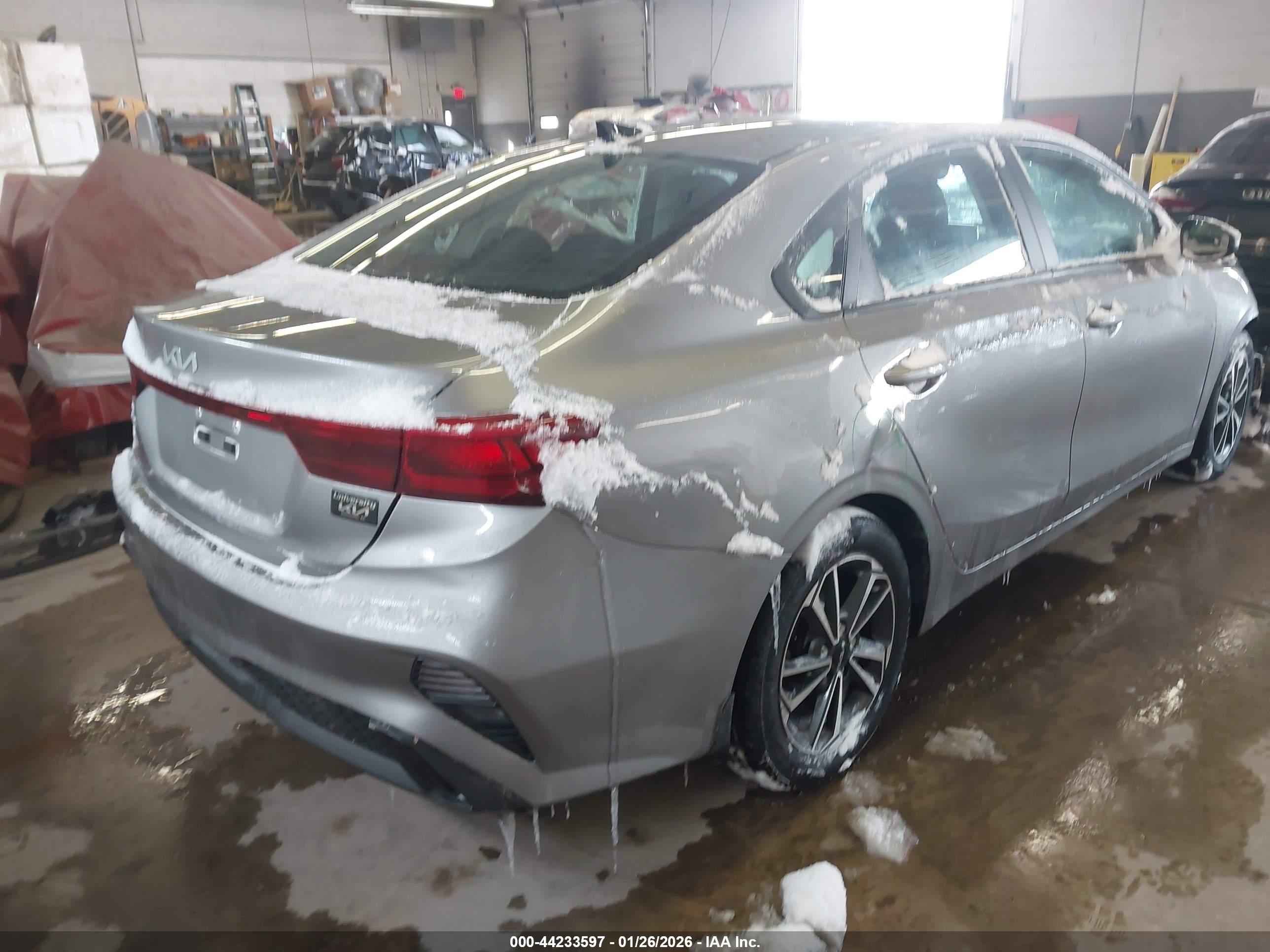 KIA FORTE image 4