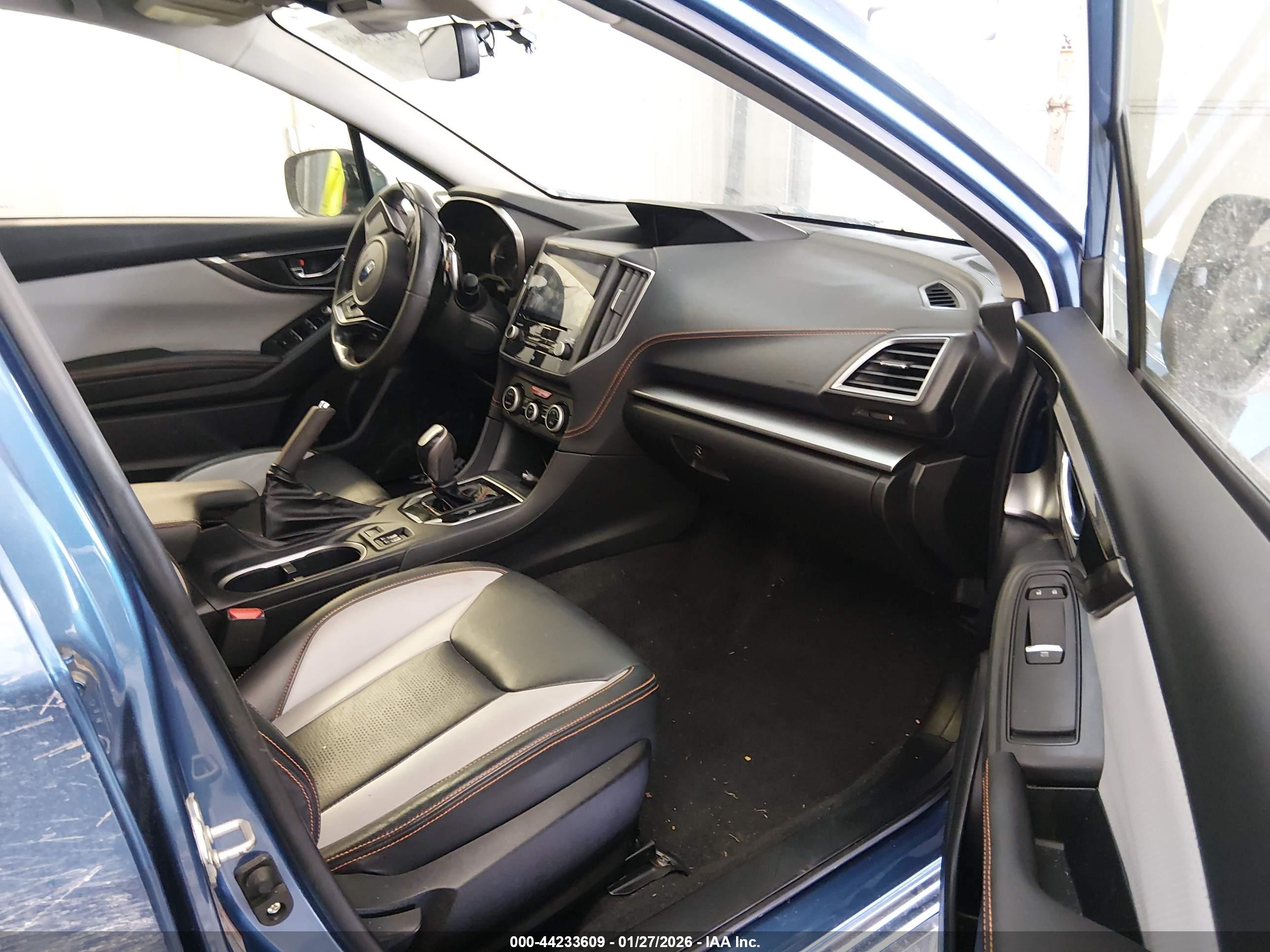SUBARU CROSSTREK image 5