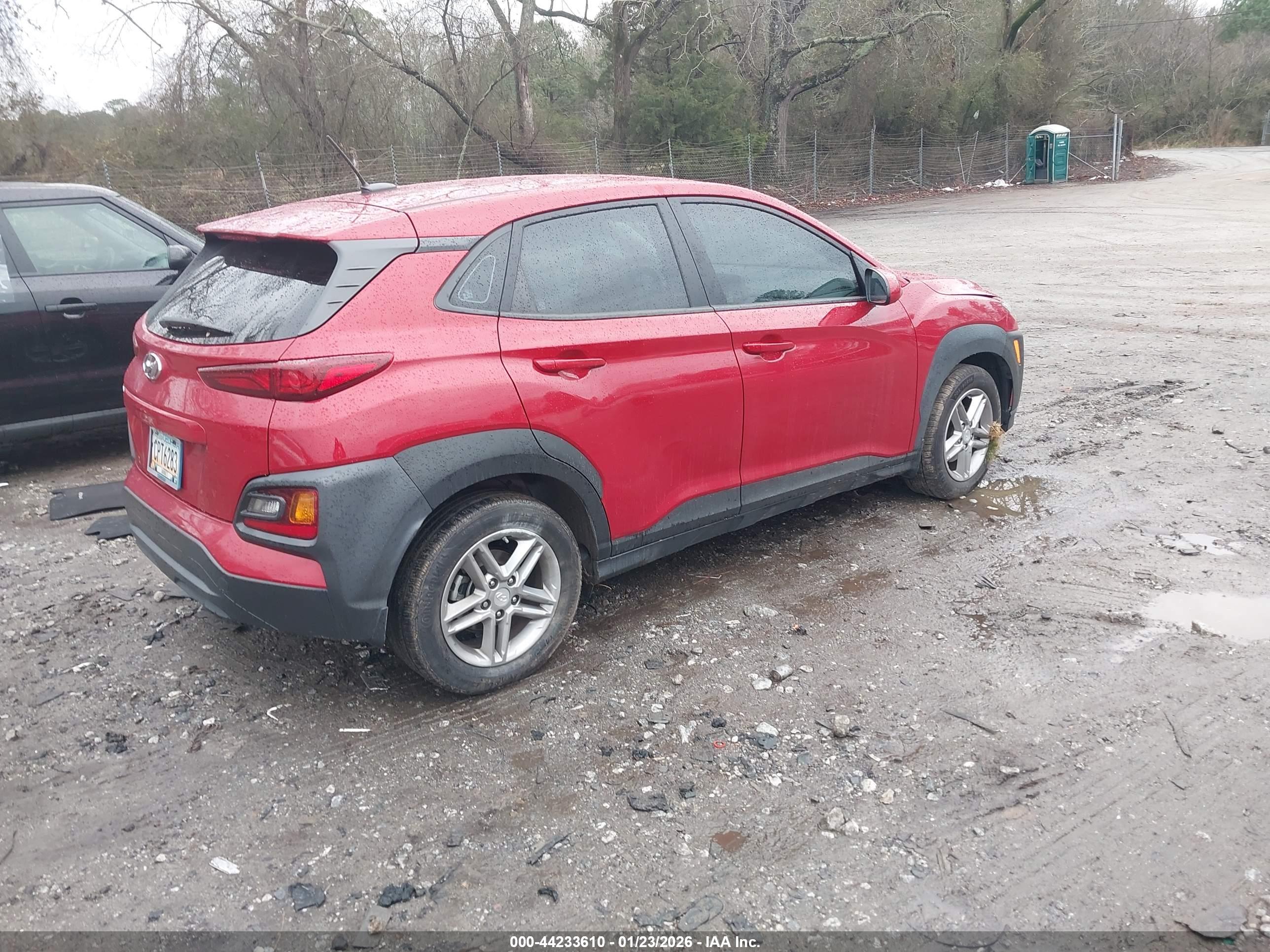 HYUNDAI KONA image 4