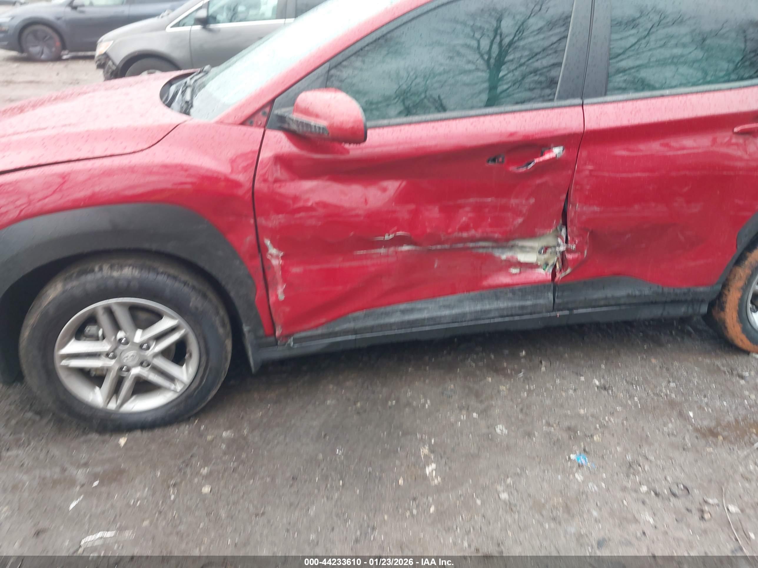 HYUNDAI KONA image 6