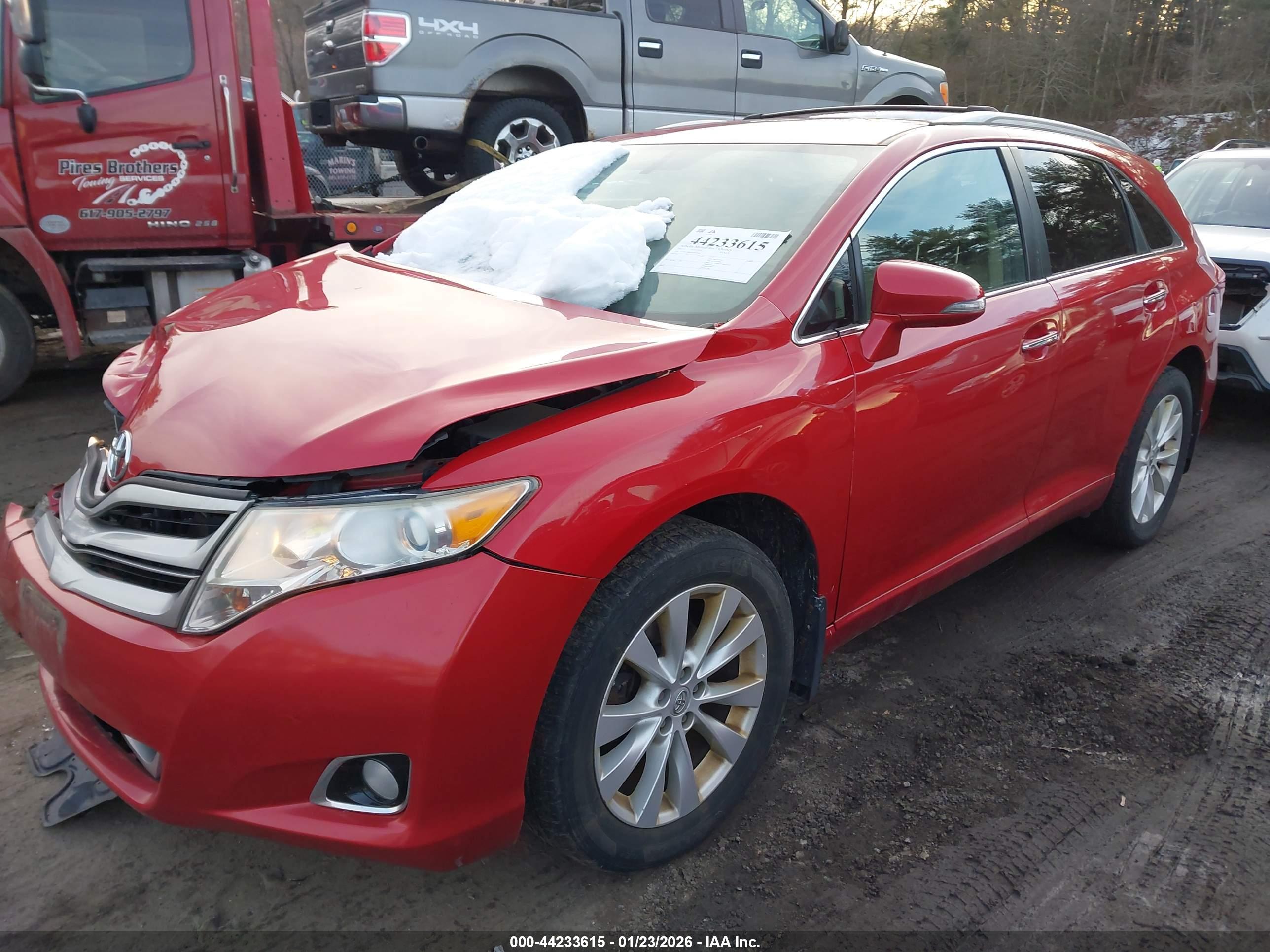 TOYOTA VENZA image 2