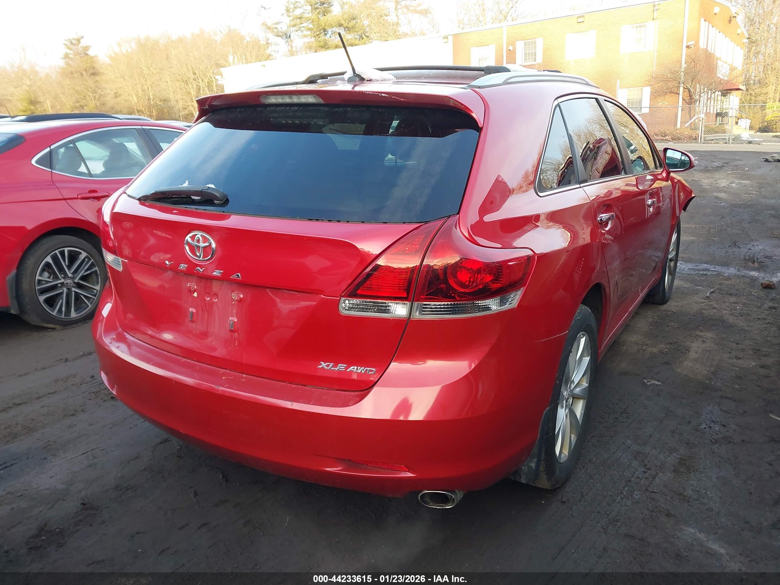 TOYOTA VENZA image 4