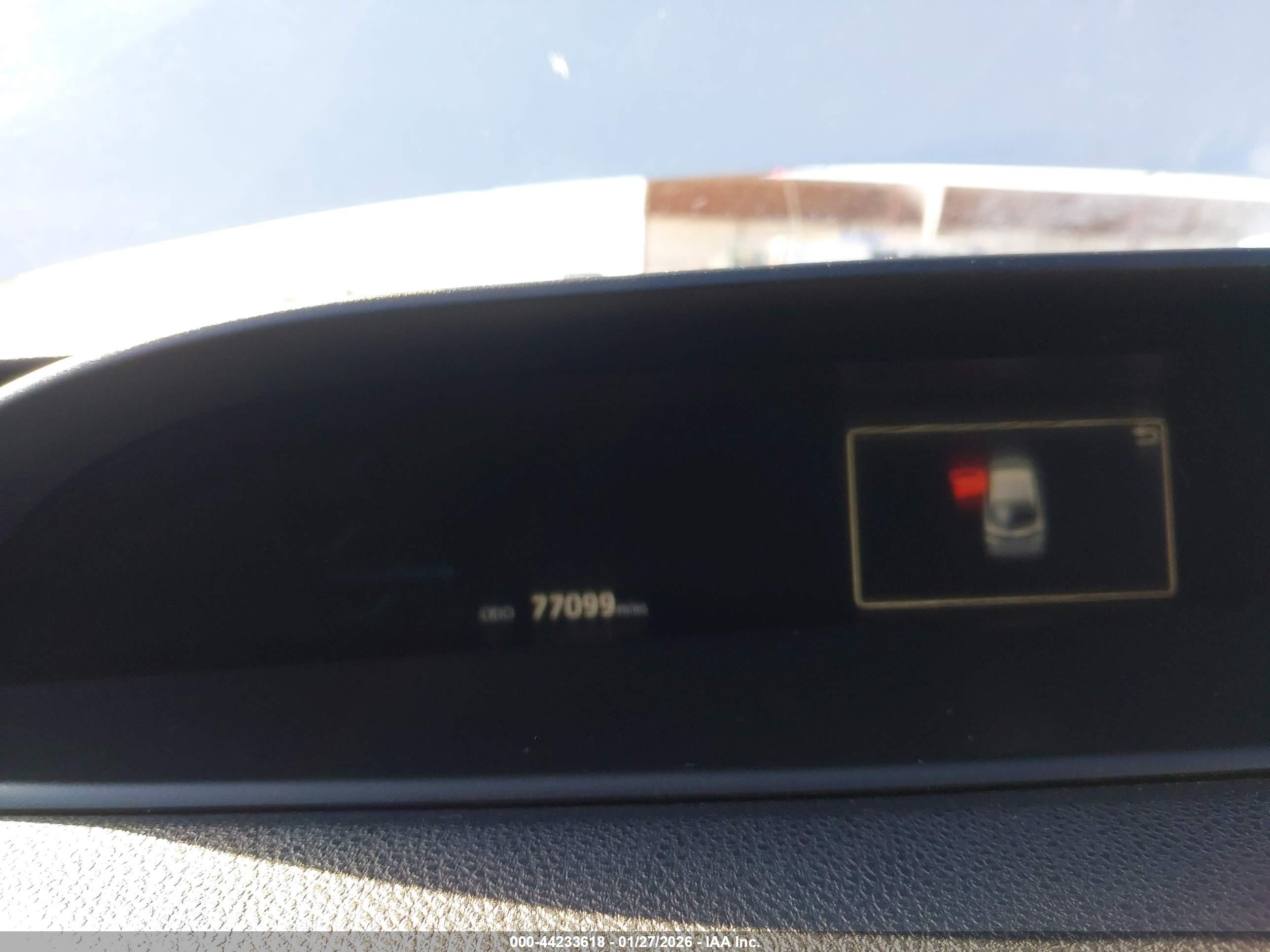 TOYOTA PRIUS image 7