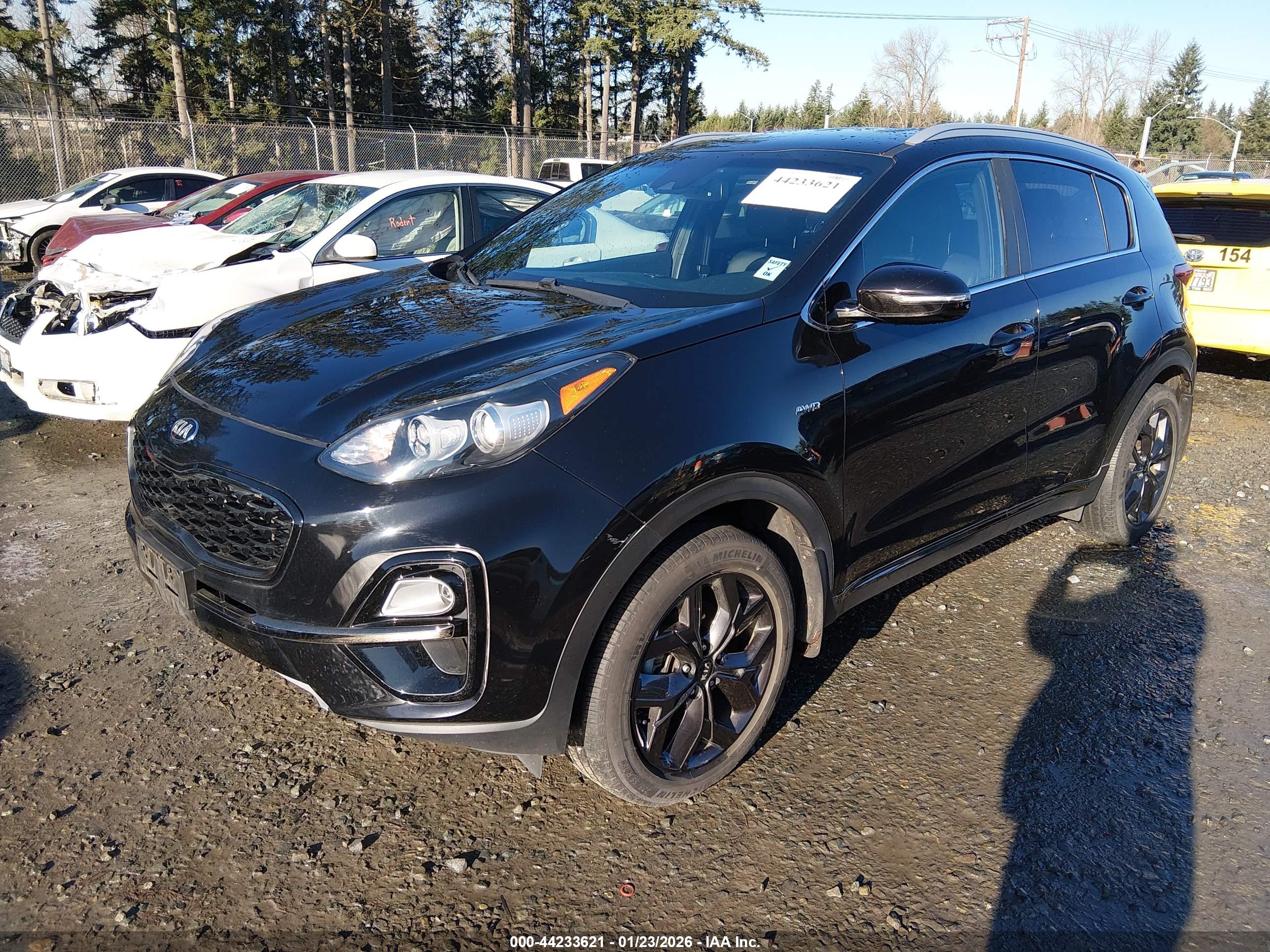 KIA SPORTAGE image 2