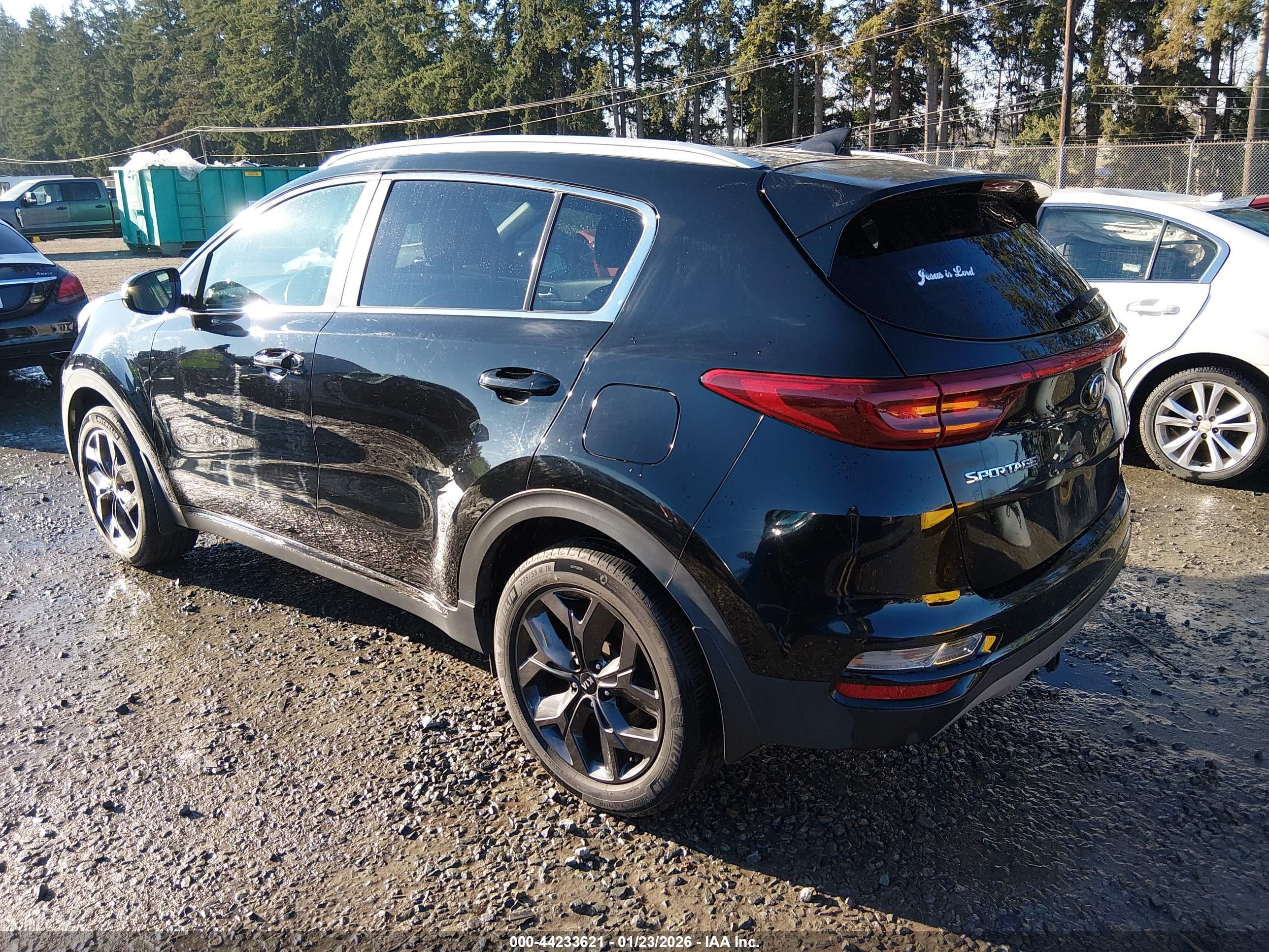 KIA SPORTAGE image 3