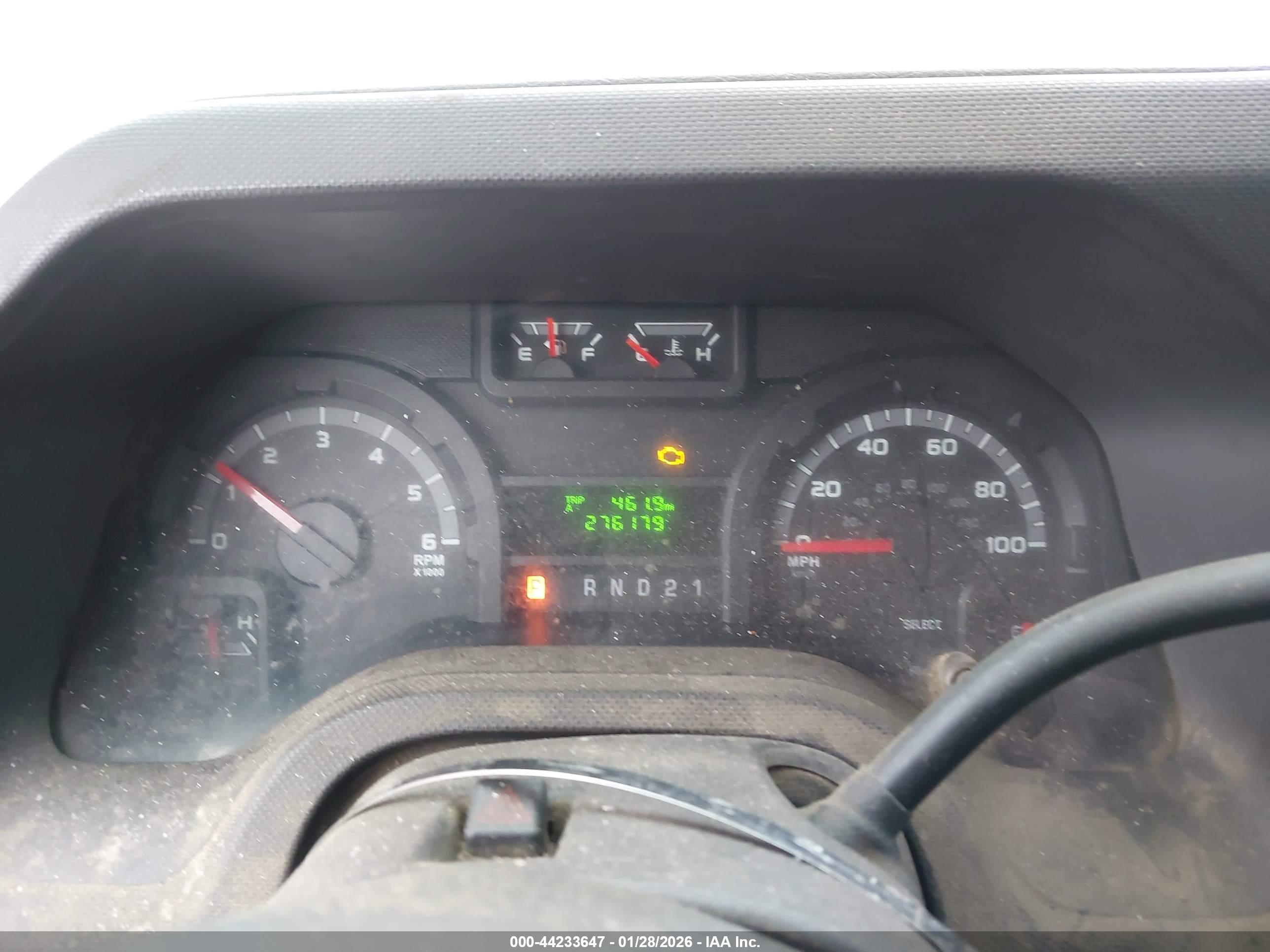 FORD E-150 image 7