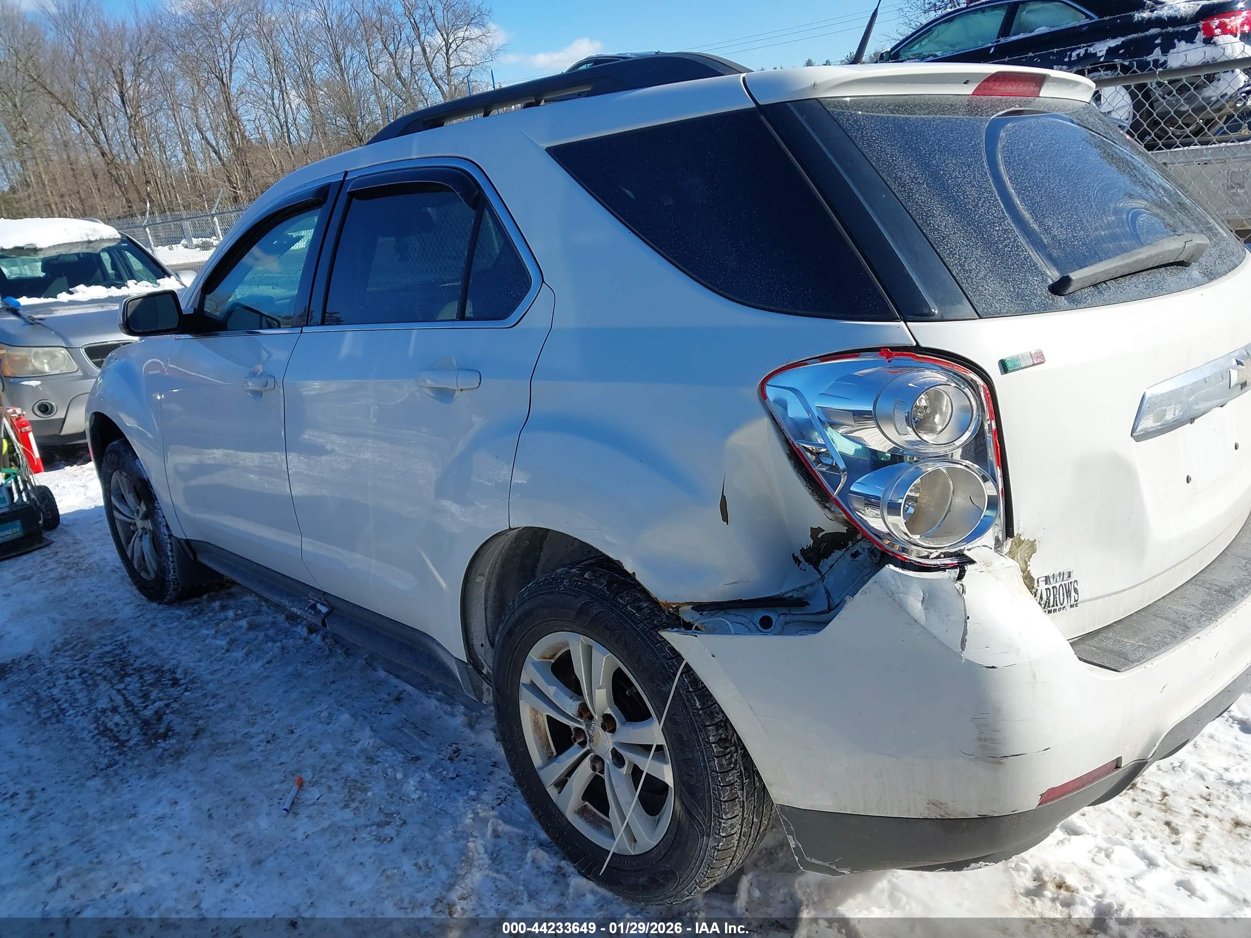 CHEVROLET EQUINOX image 3
