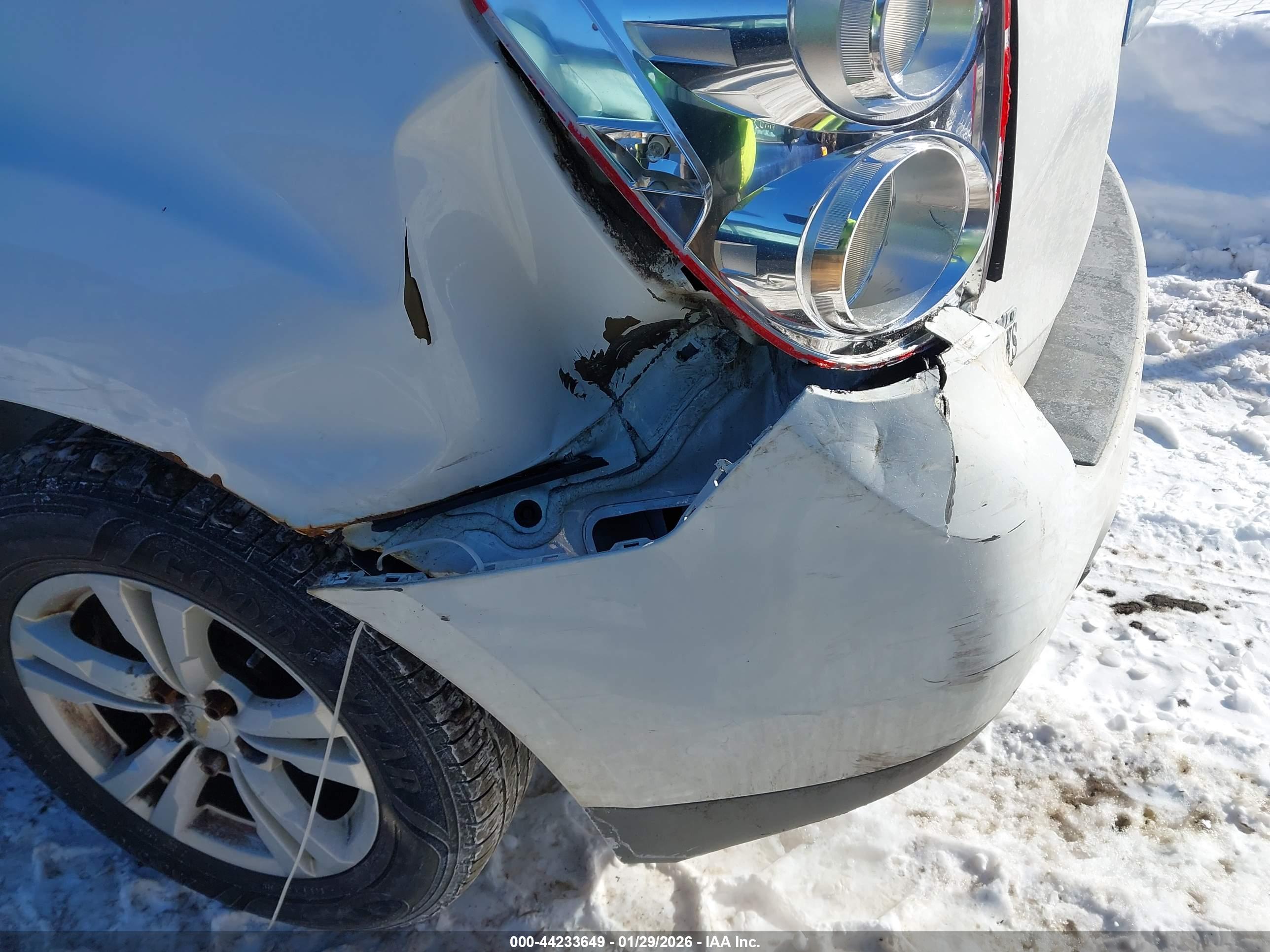 CHEVROLET EQUINOX image 6