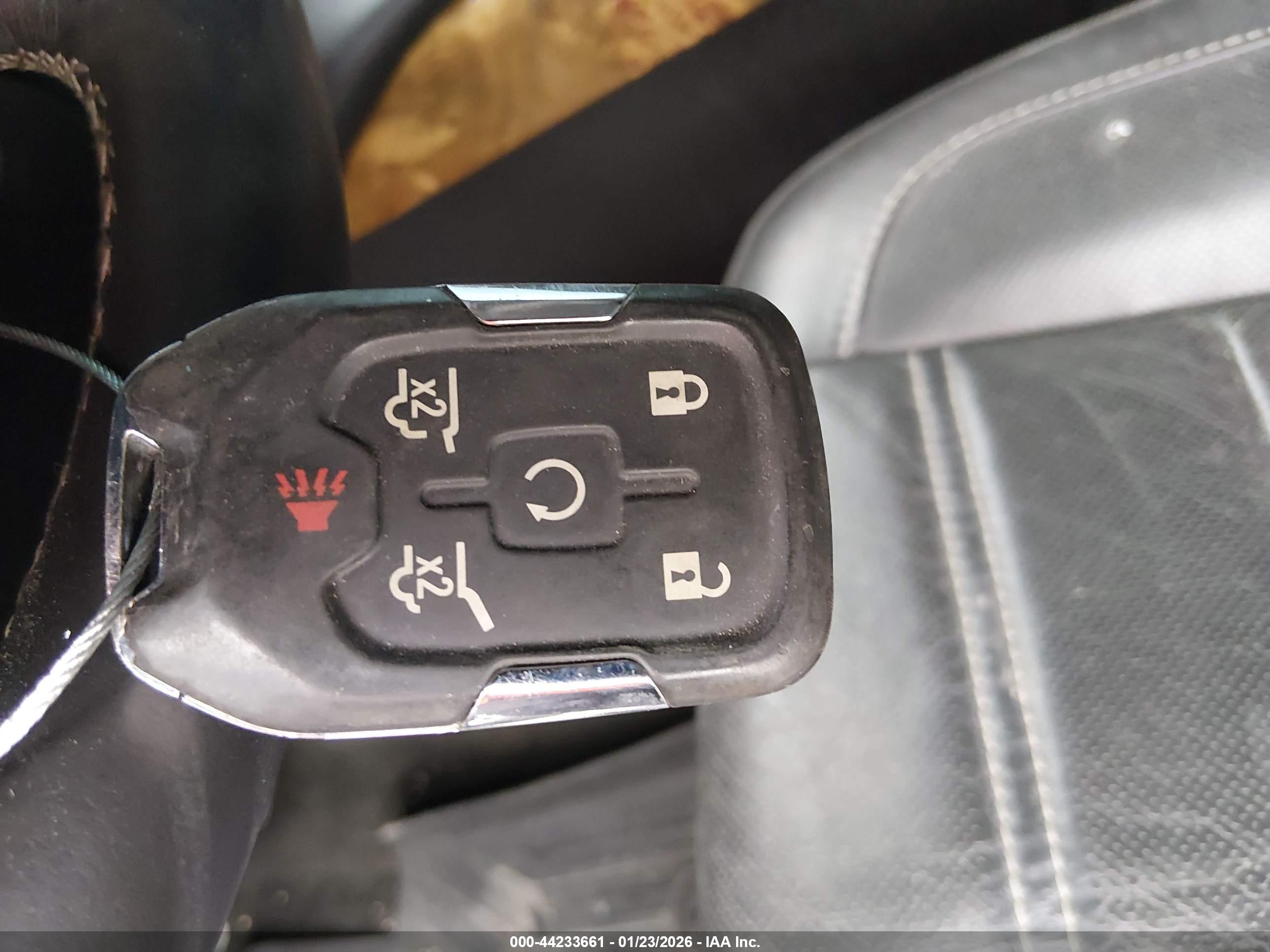 GMC YUKON image 11