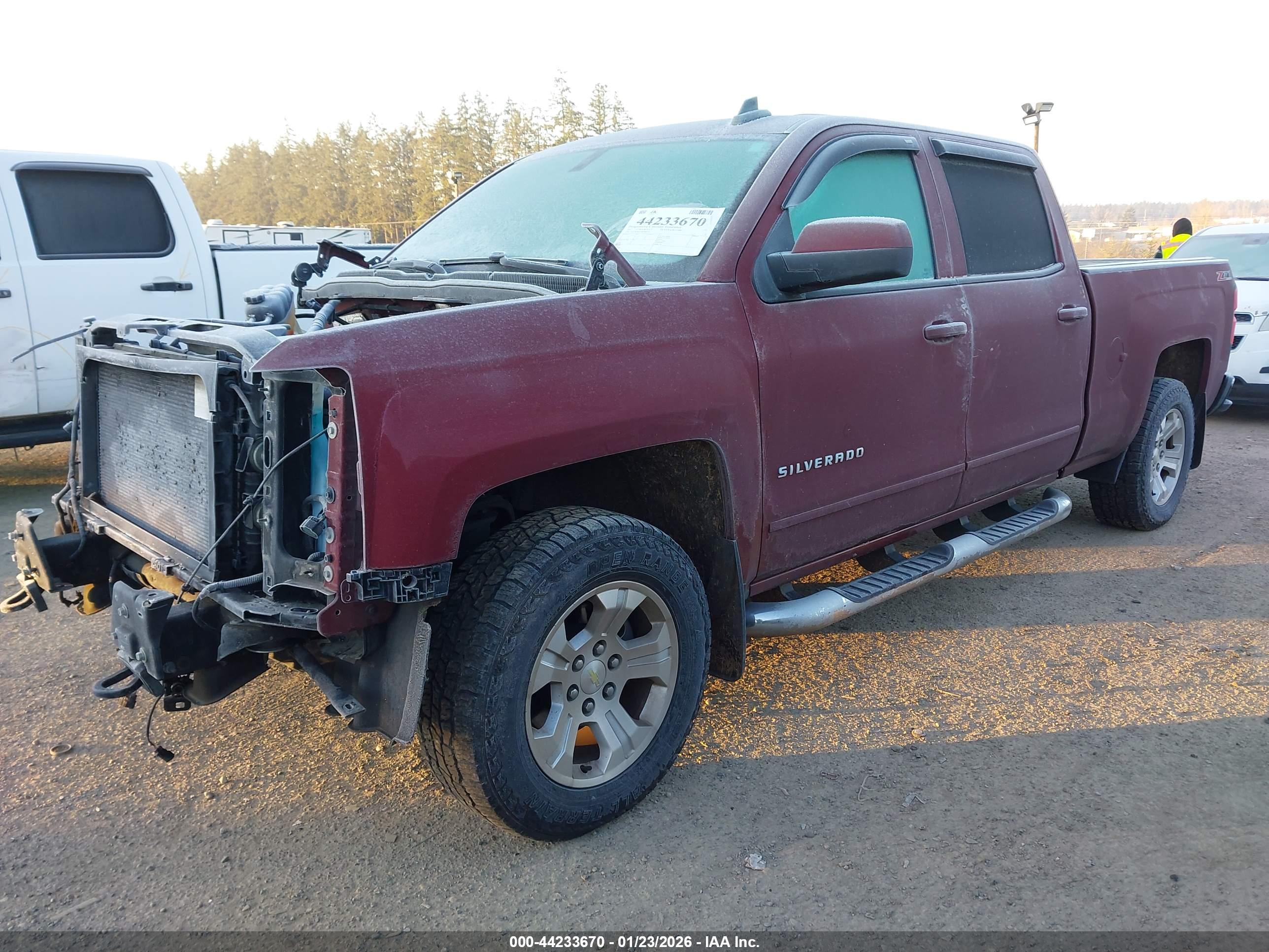 CHEVROLET SILVERADO image 2