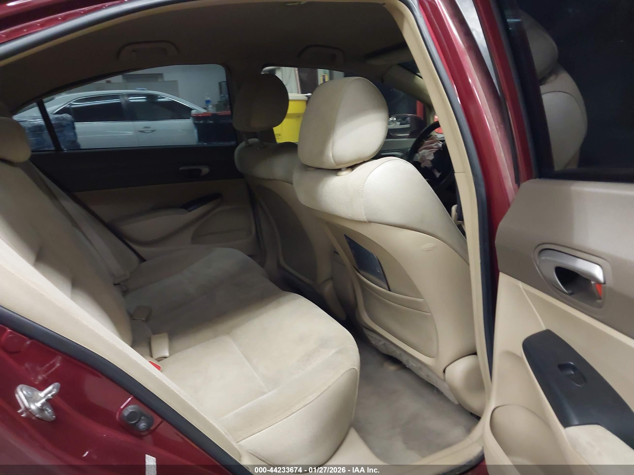 HONDA CIVIC image 8