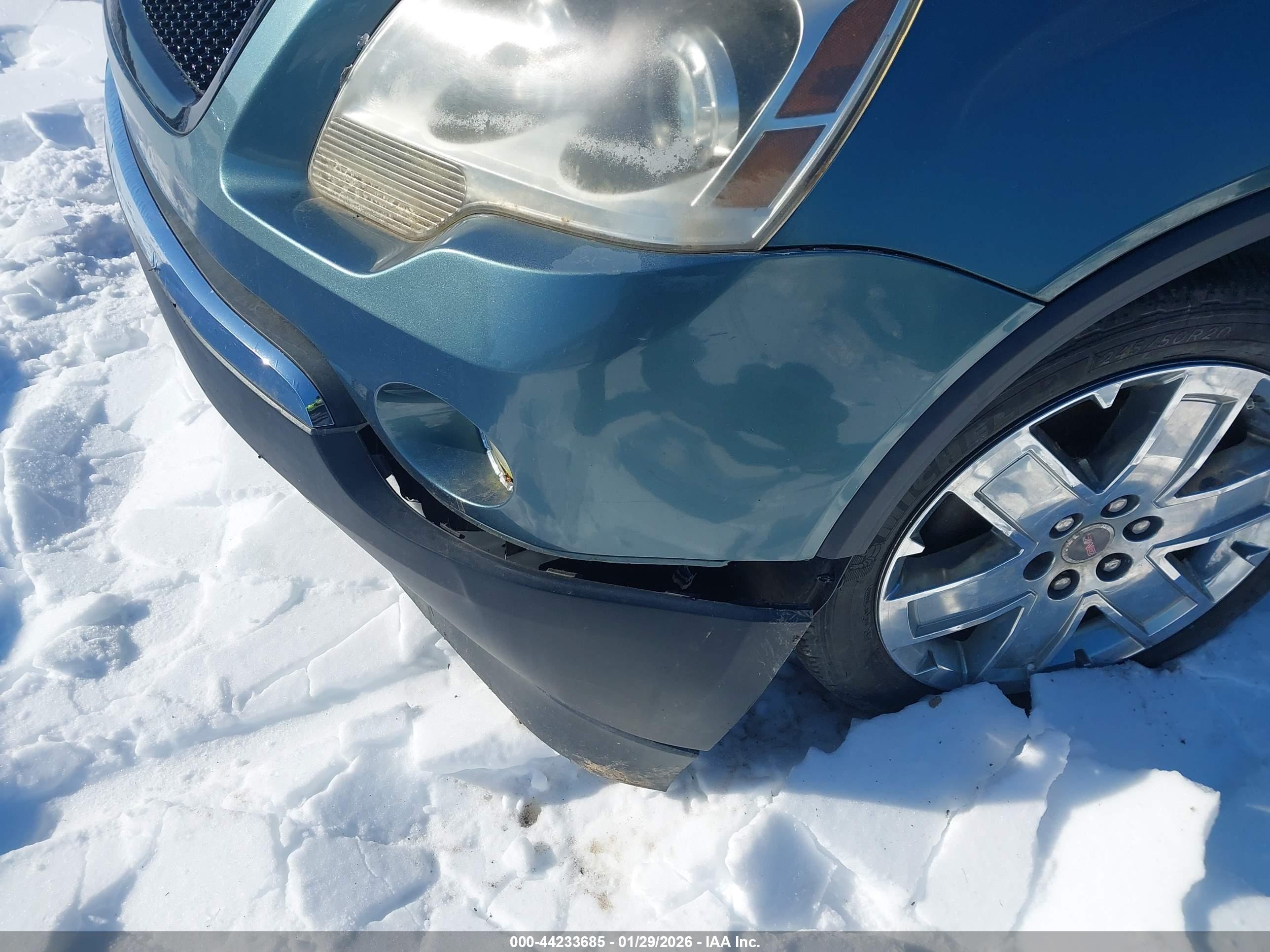 GMC ACADIA image 6