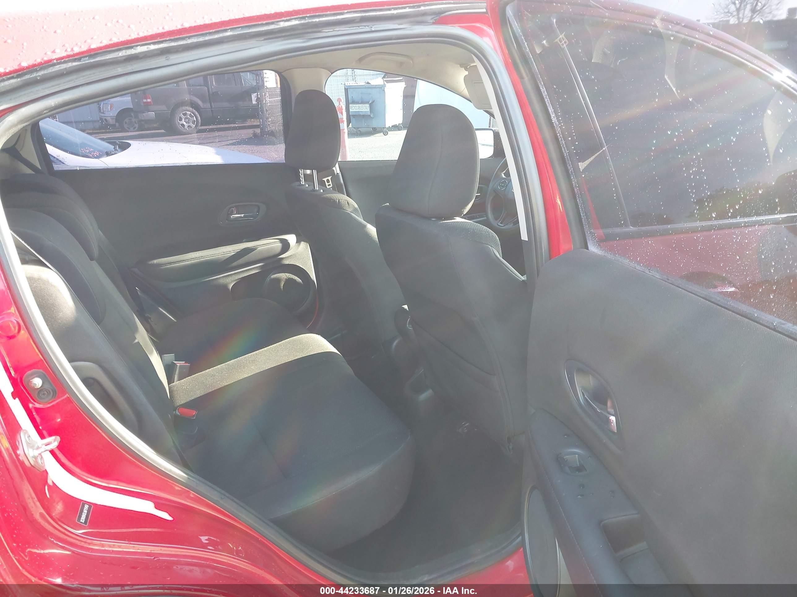 HONDA HR-V image 8