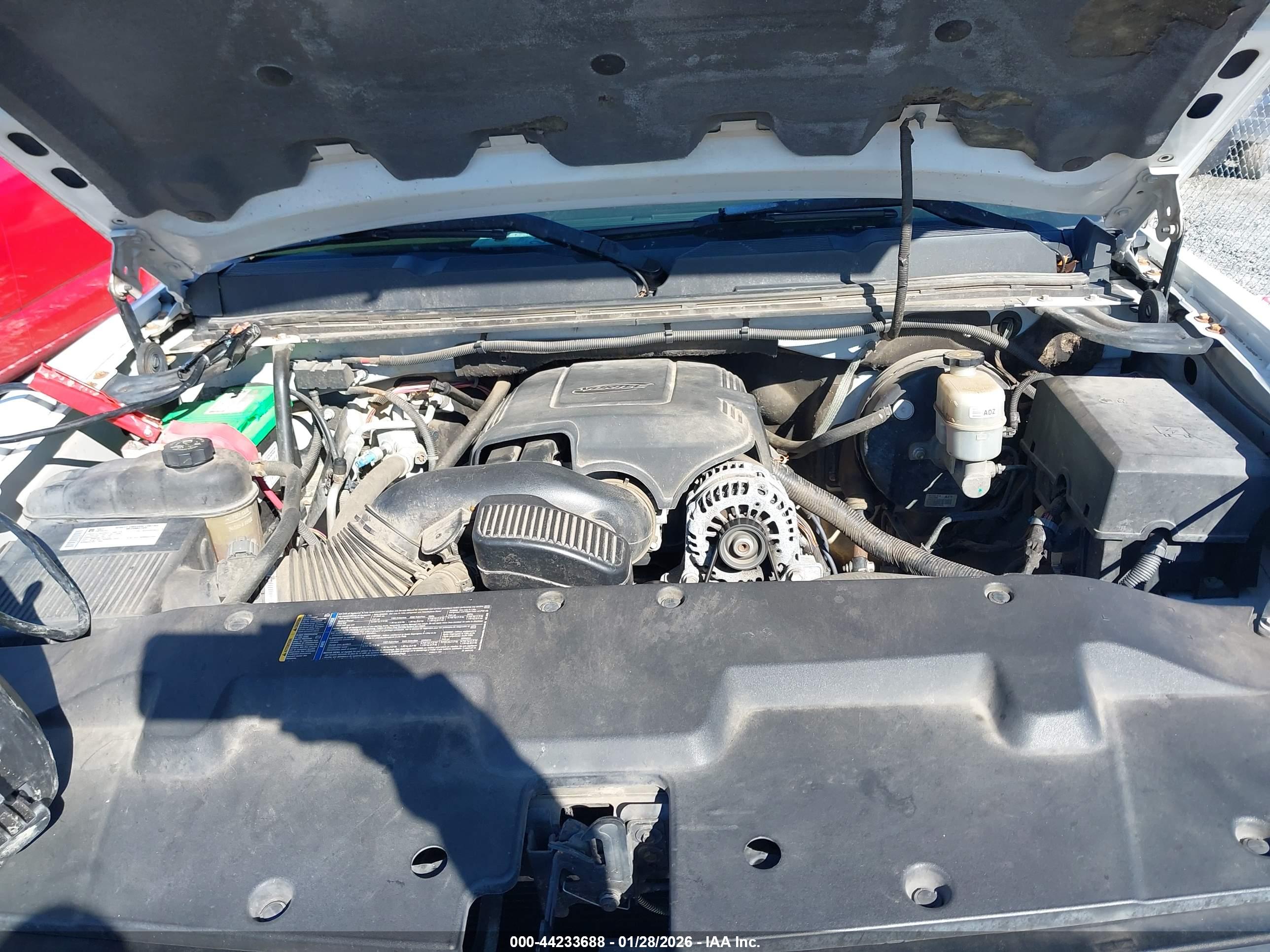 CHEVROLET SILVERADO image 10