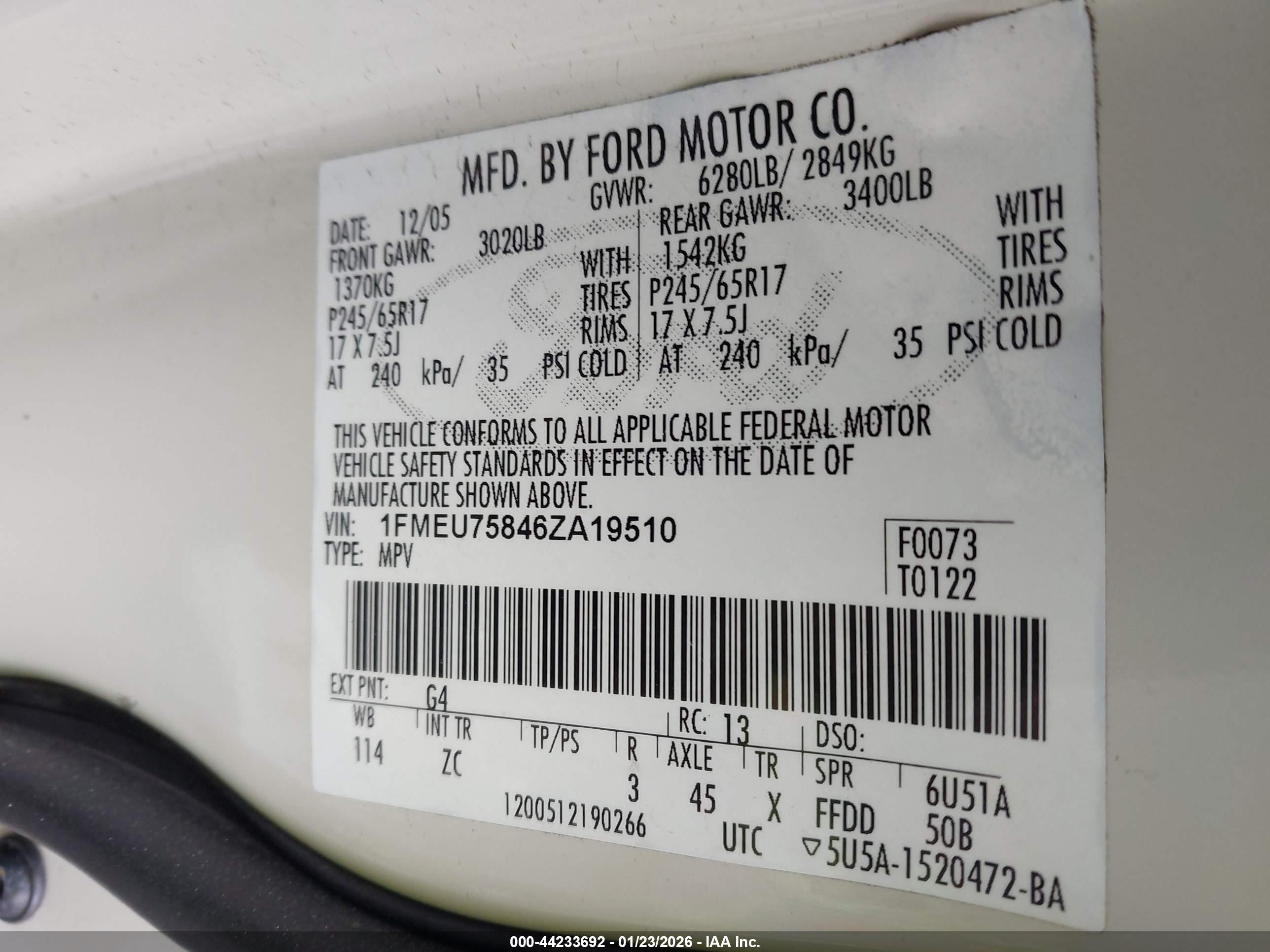 FORD EXPLORER image 9