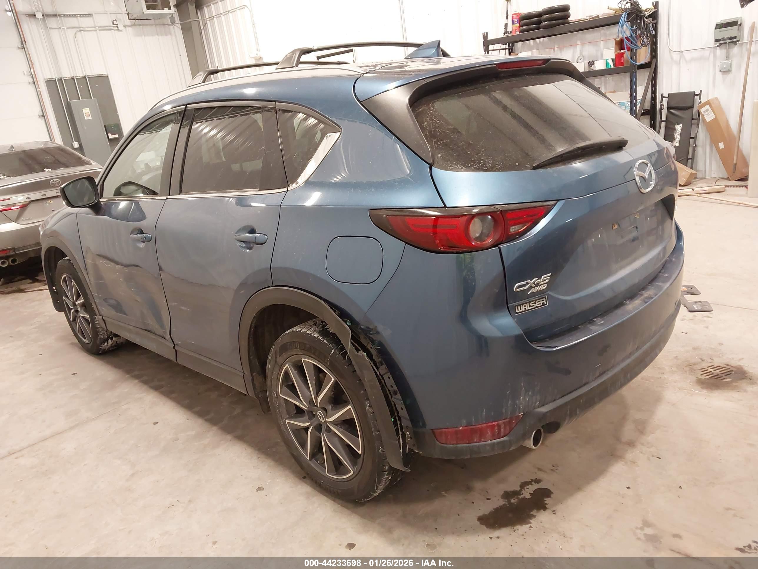 MAZDA CX-5 image 3