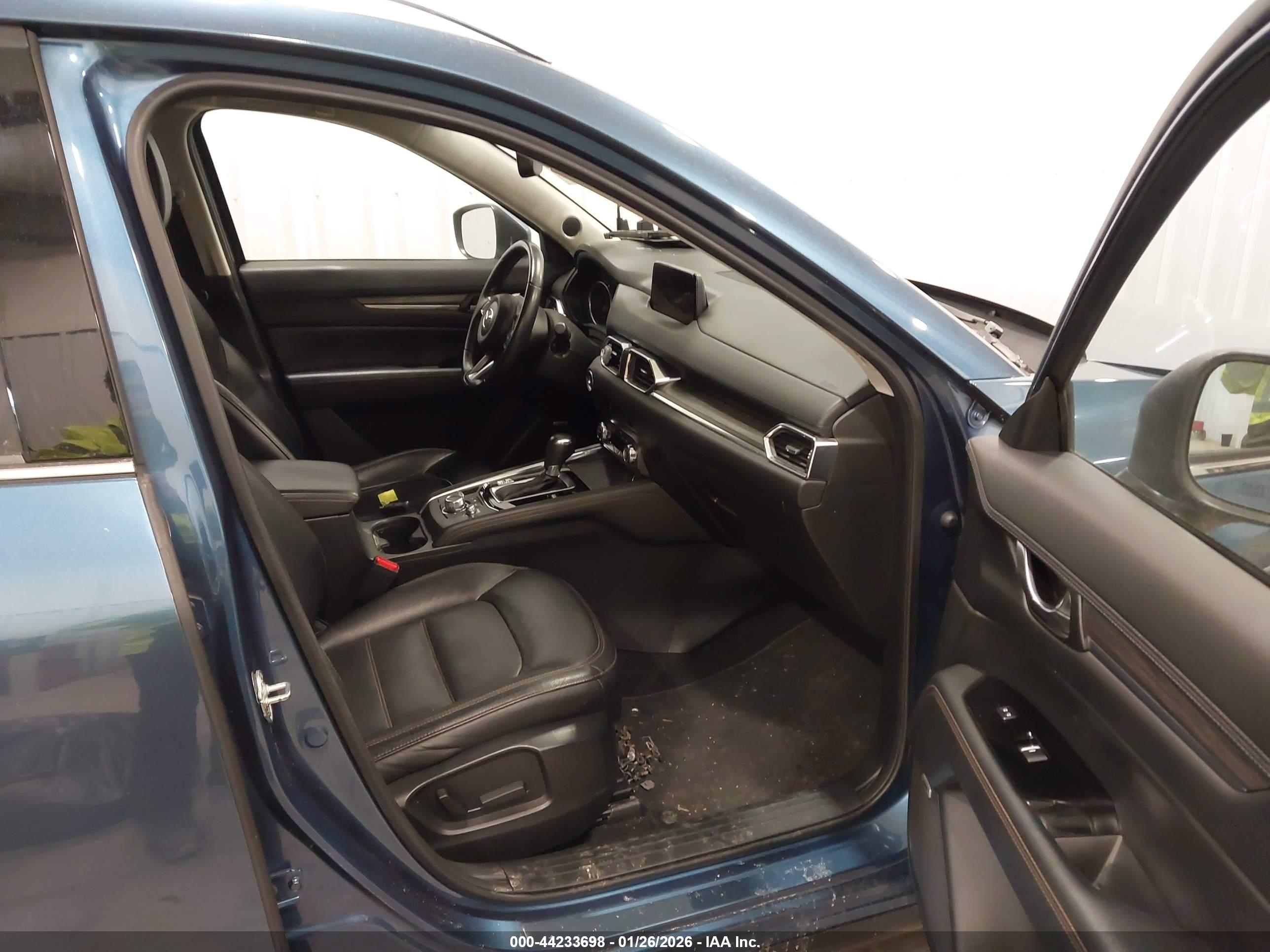 MAZDA CX-5 image 5