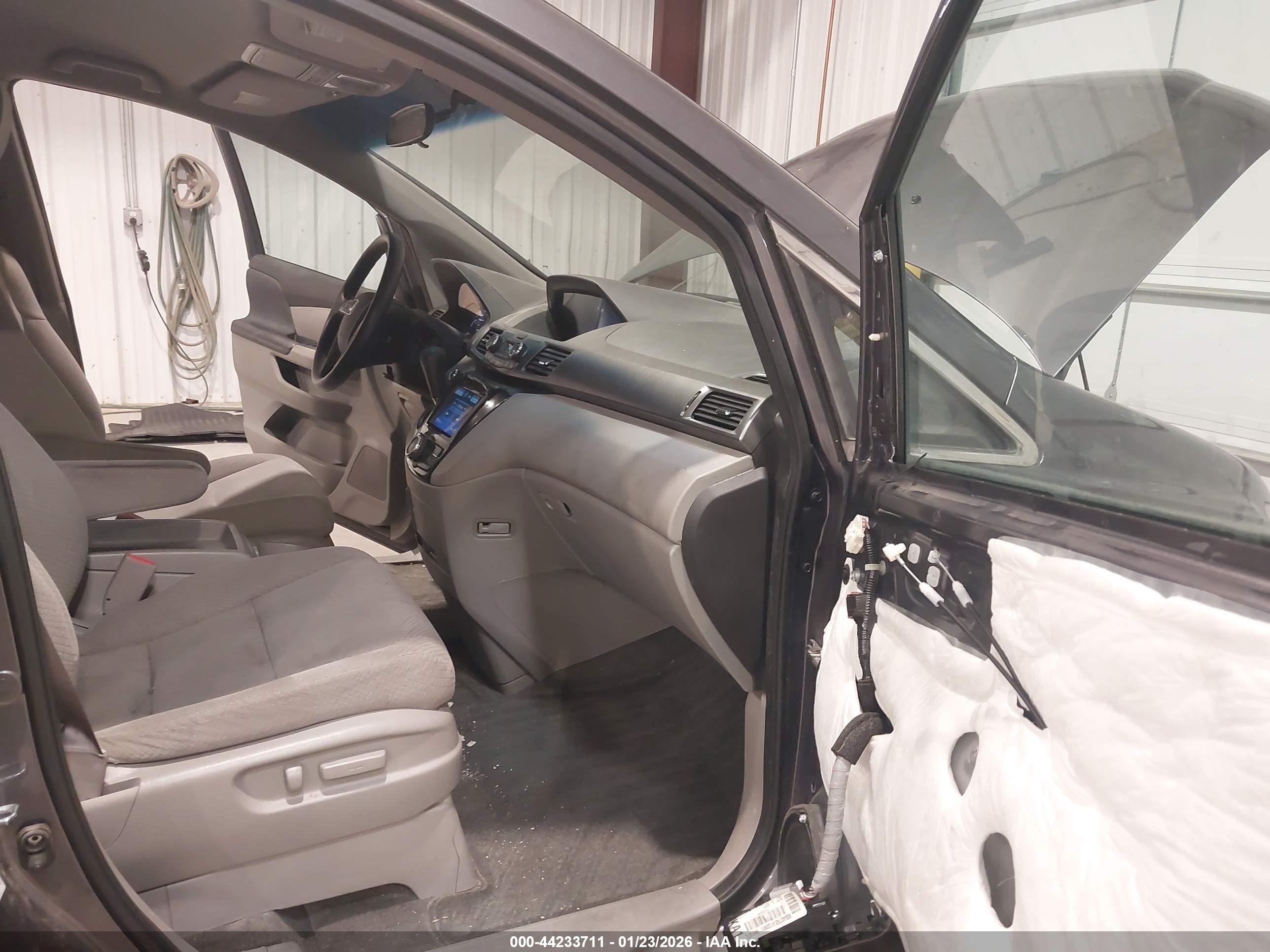 HONDA ODYSSEY image 5