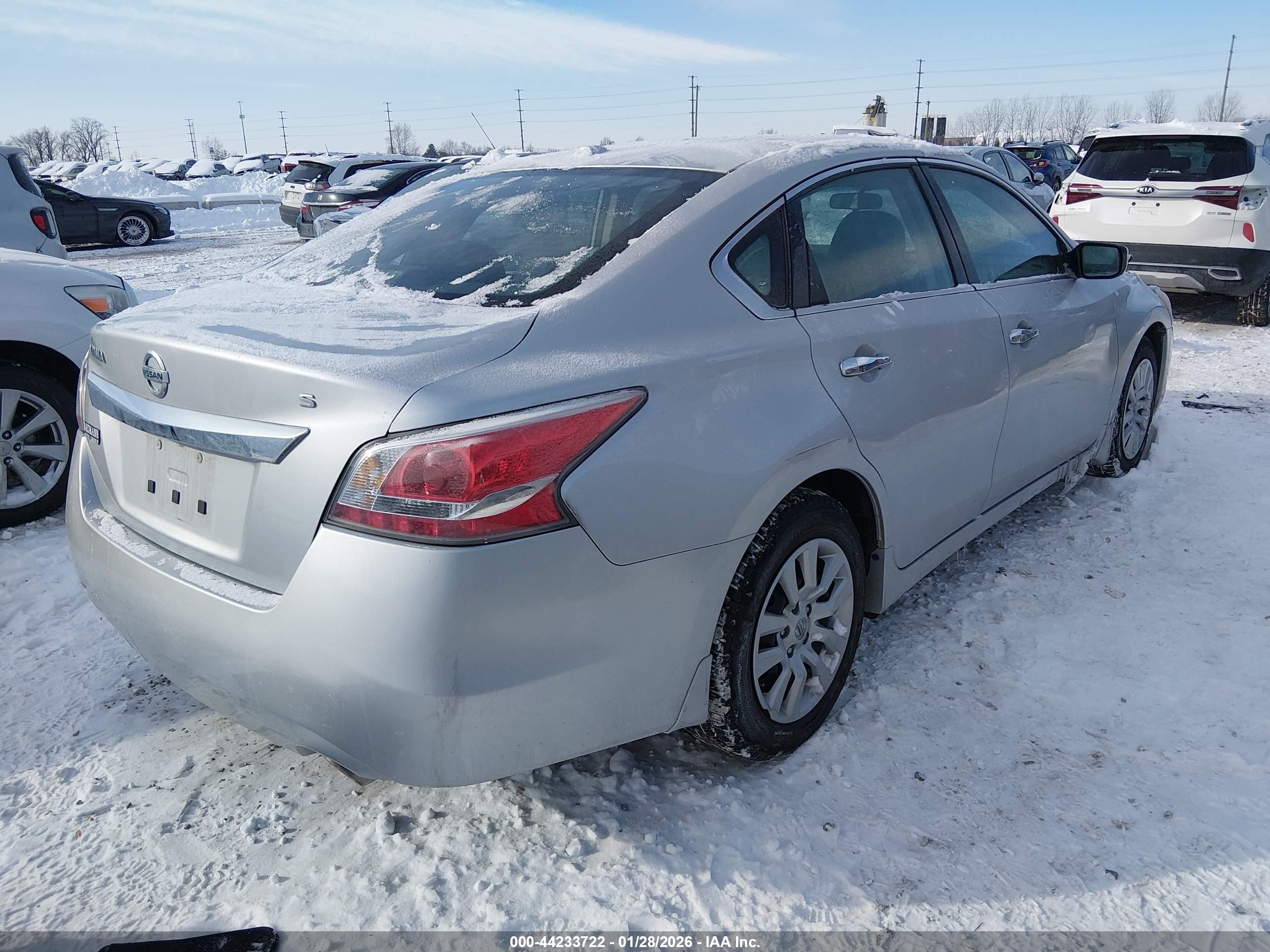 NISSAN ALTIMA image 4