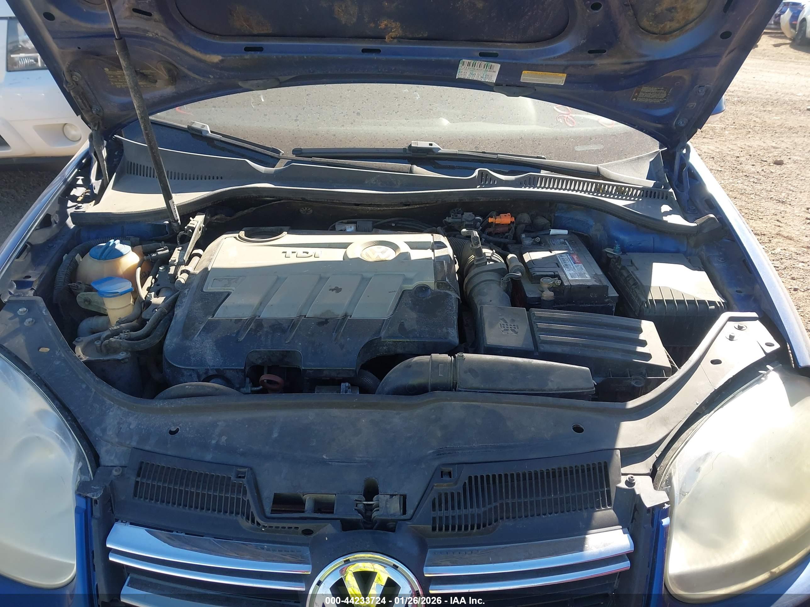 VOLKSWAGEN JETTA image 10