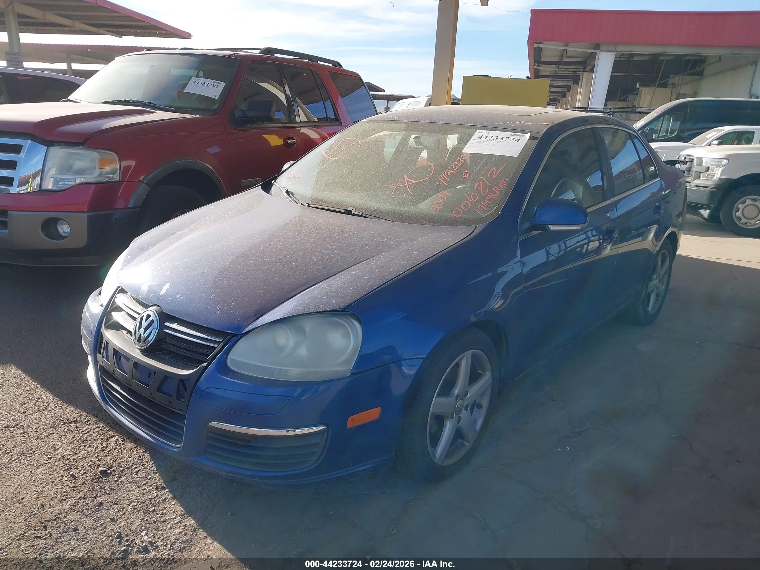 VOLKSWAGEN JETTA image 2