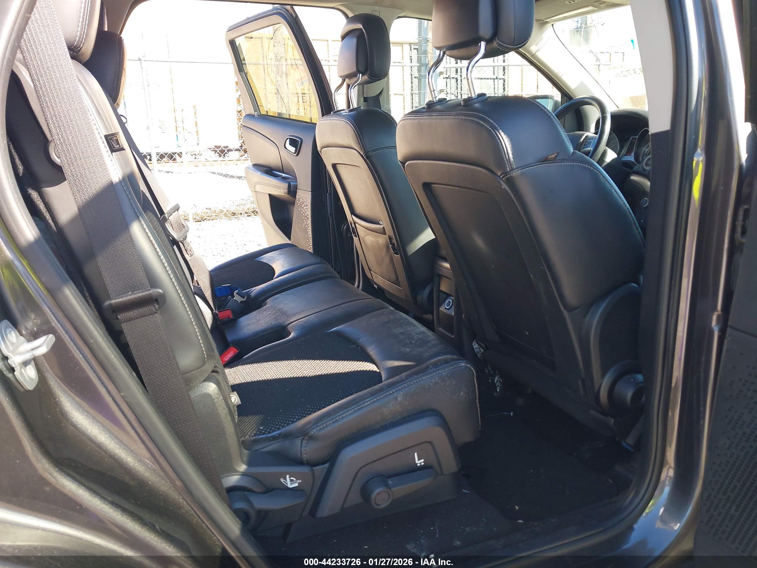 DODGE JOURNEY image 8