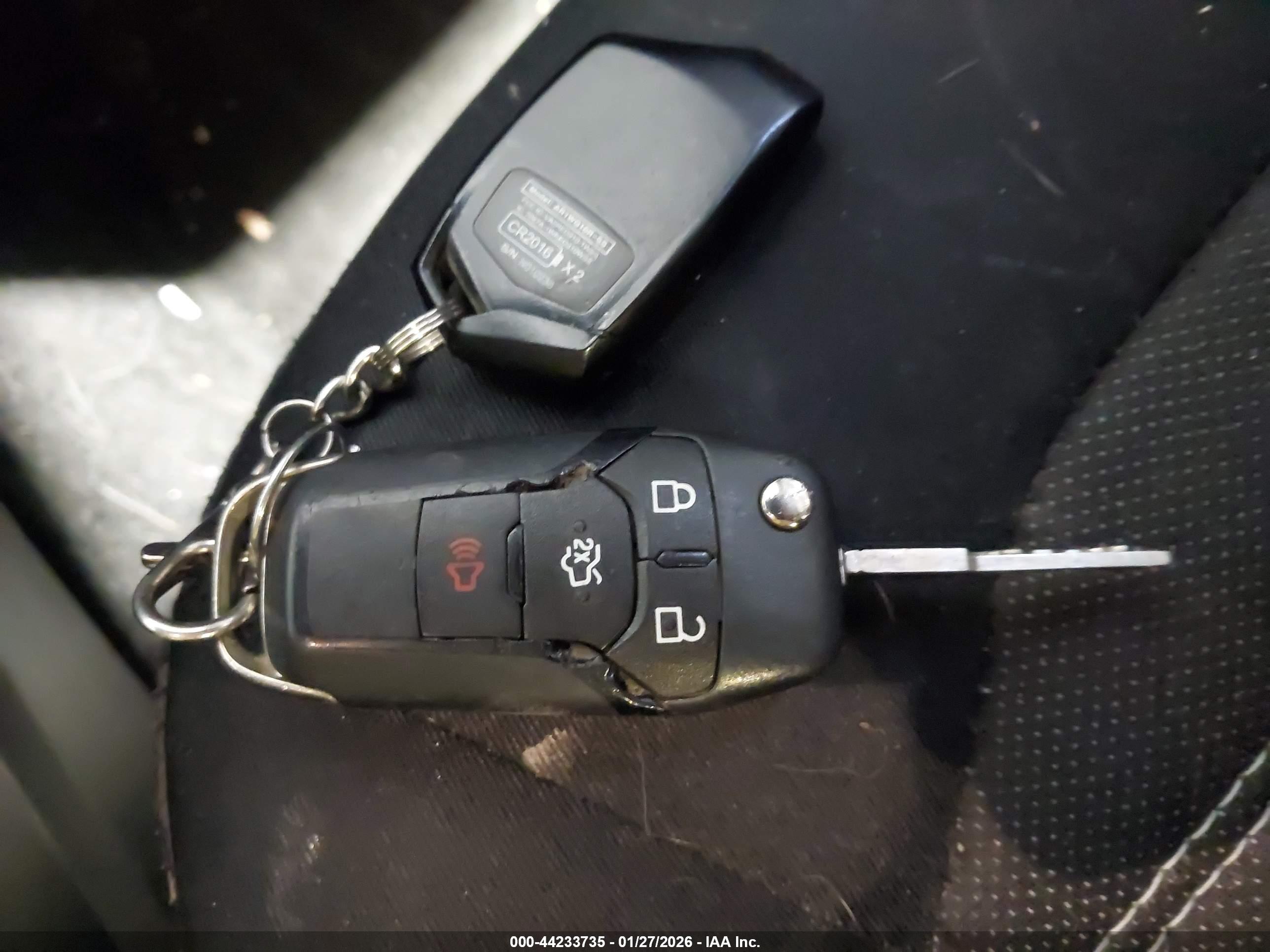 FORD FUSION image 11