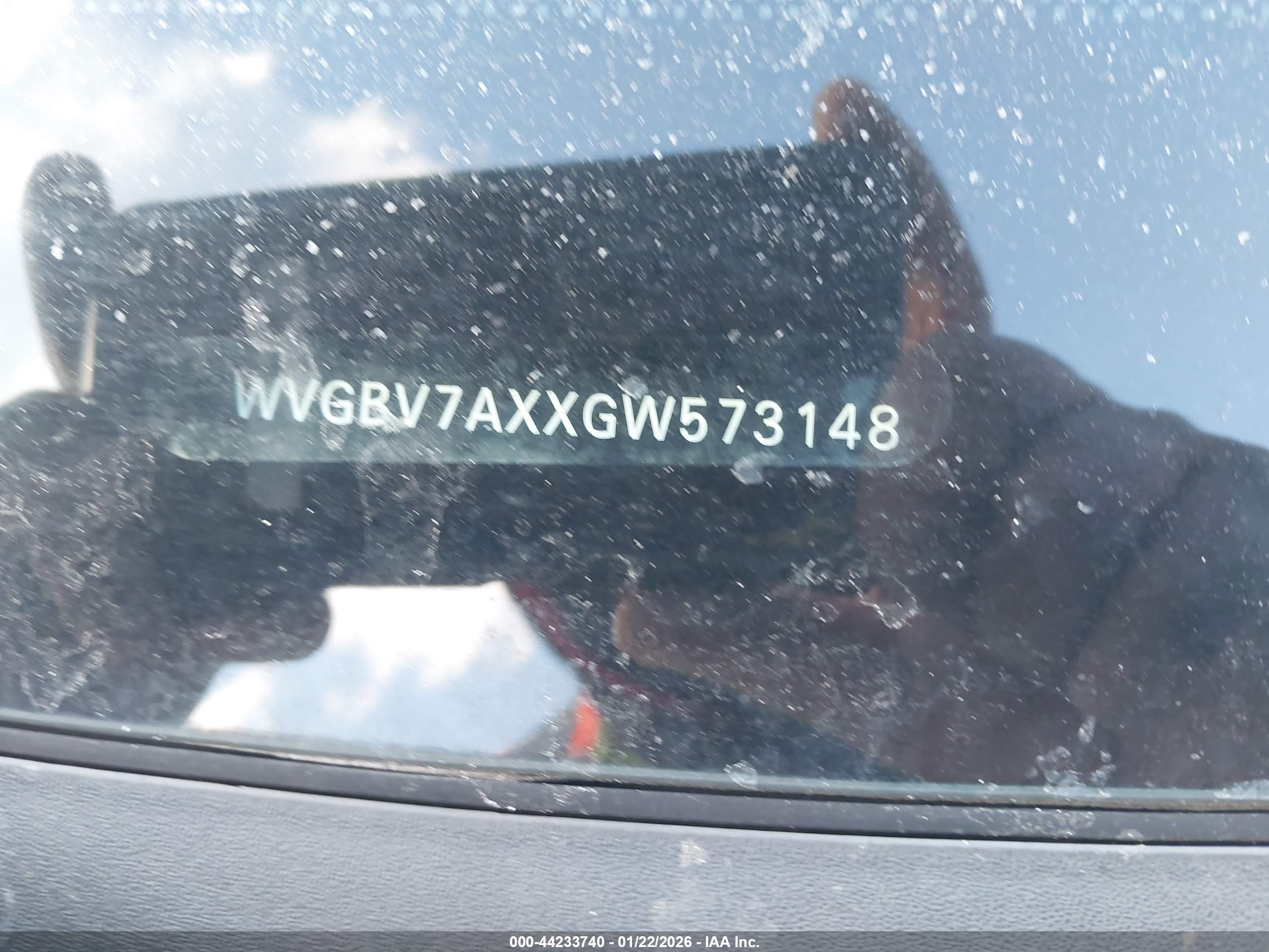 VOLKSWAGEN TIGUAN image 9