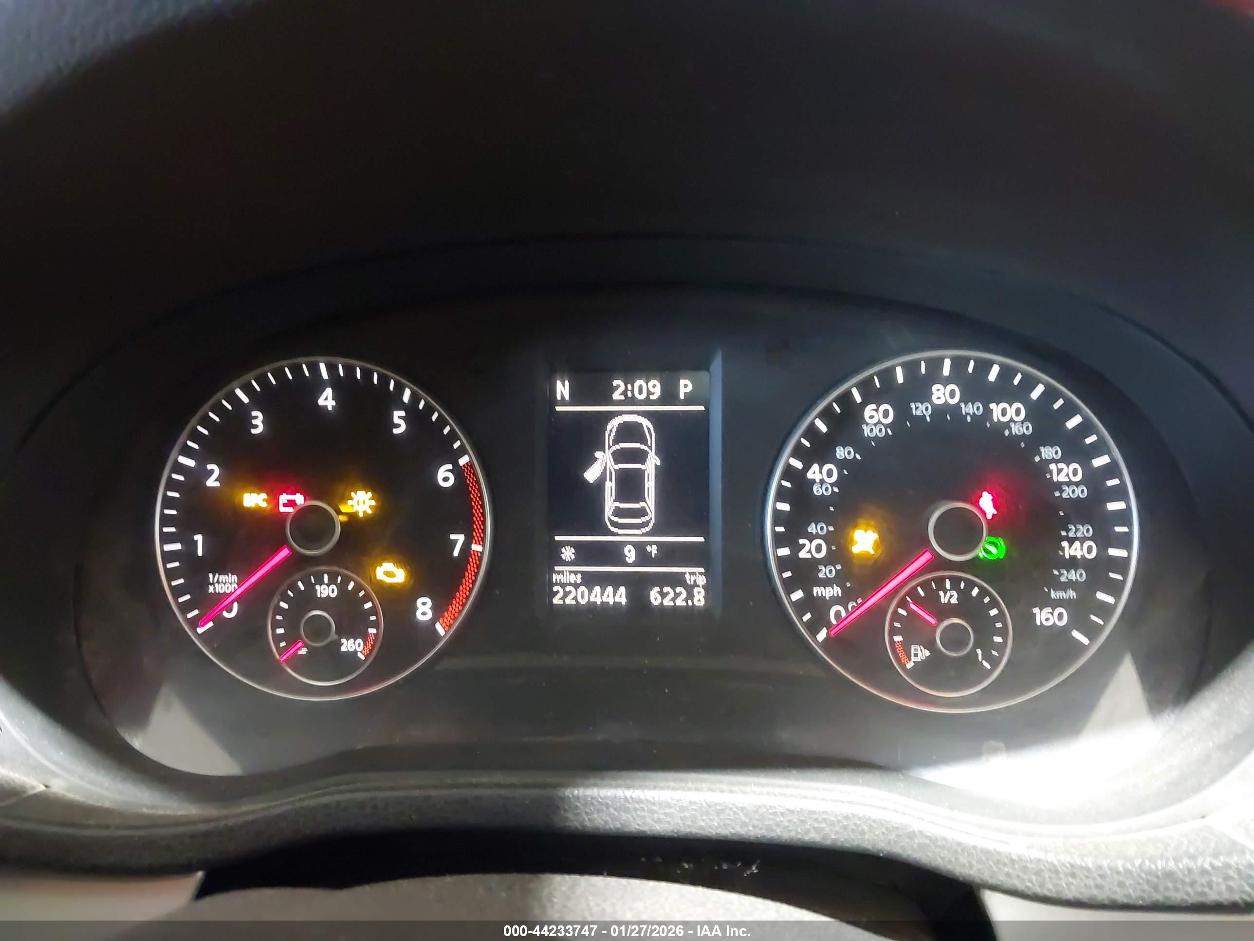 VOLKSWAGEN PASSAT image 7