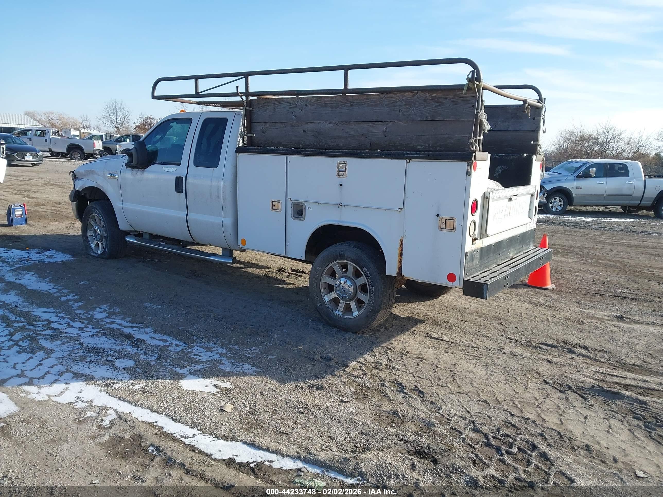 FORD F-250 image 3