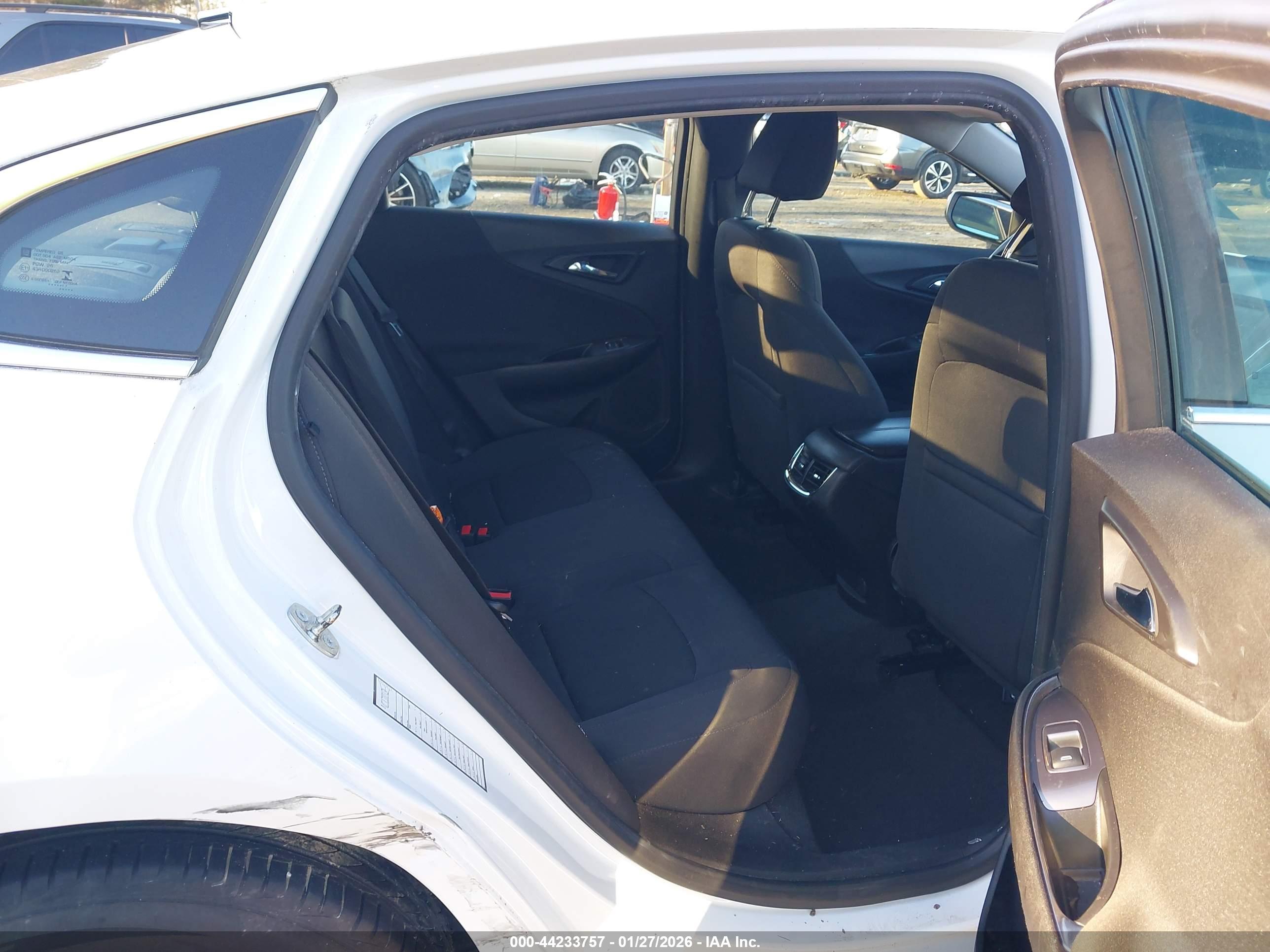 CHEVROLET MALIBU image 8