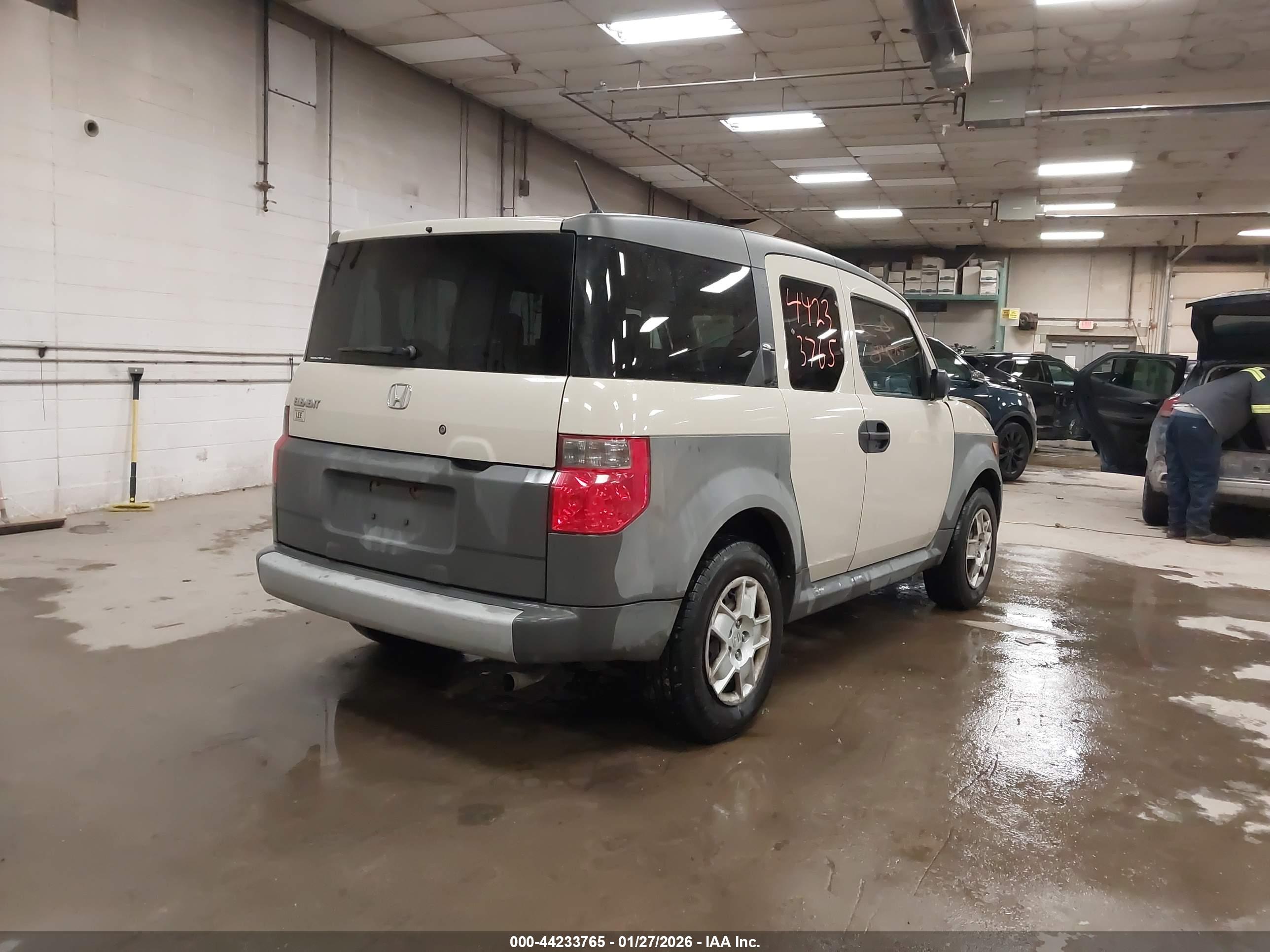 HONDA ELEMENT image 4