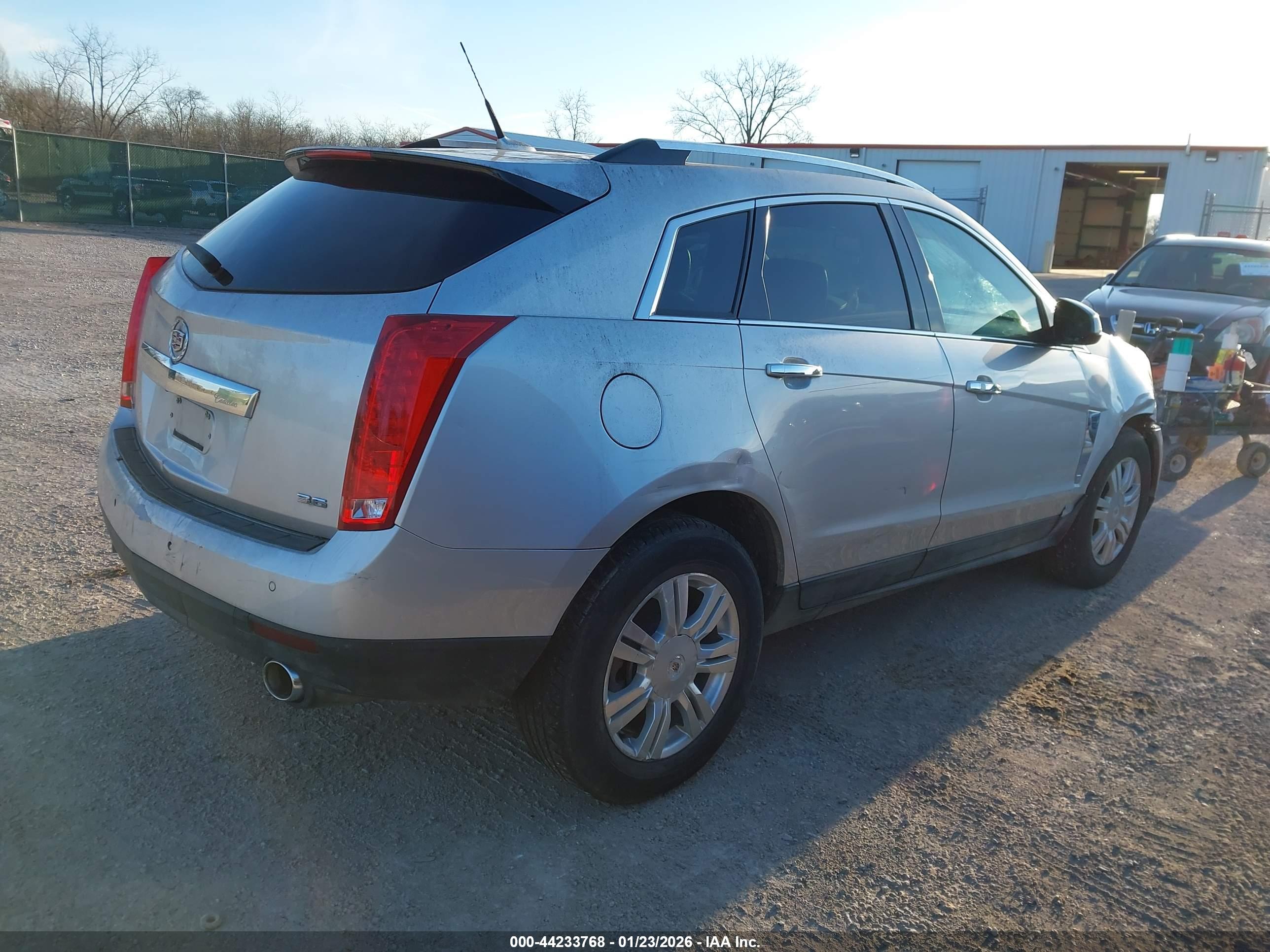 CADILLAC SRX image 4