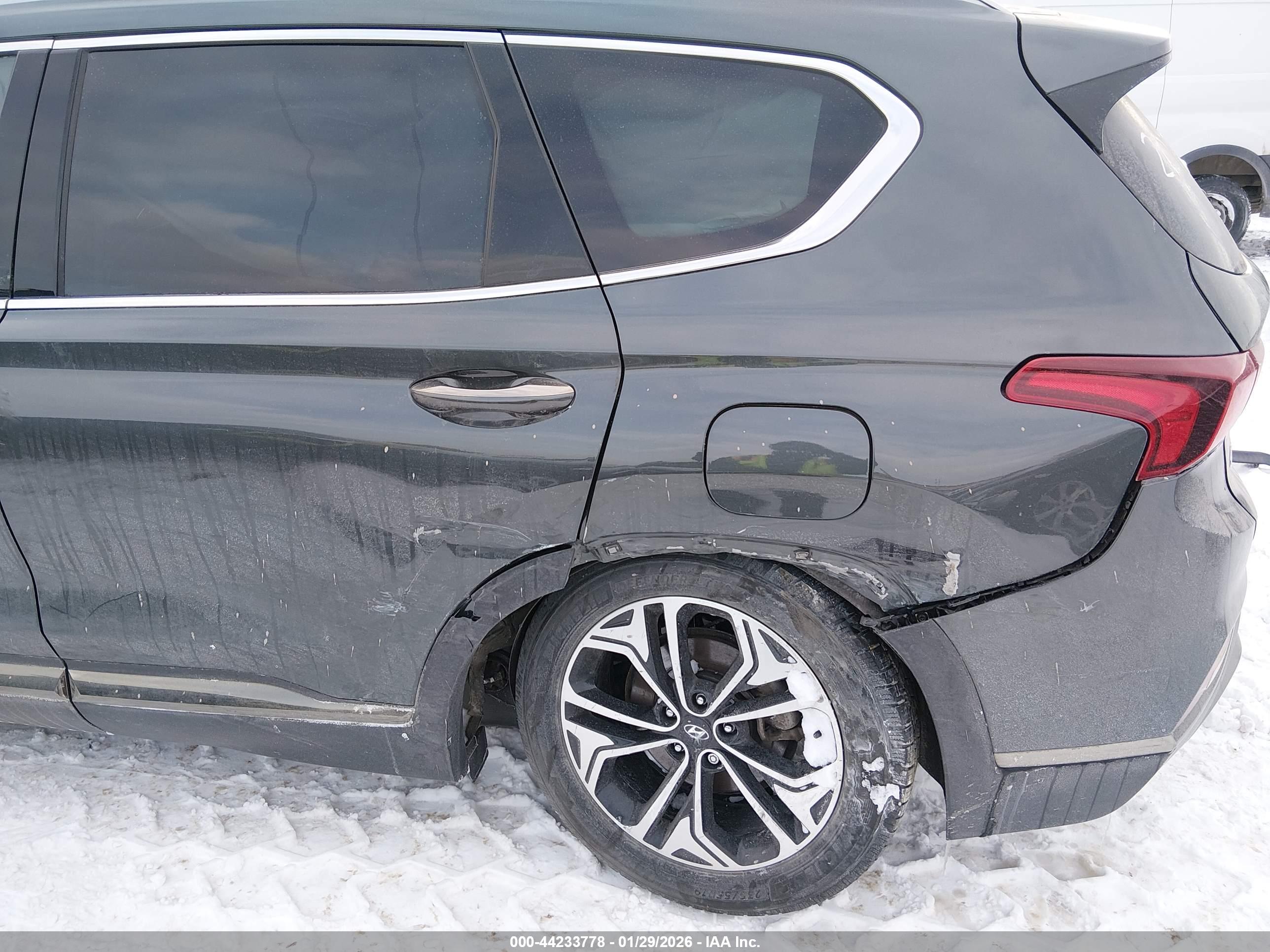 HYUNDAI SANTA image 6